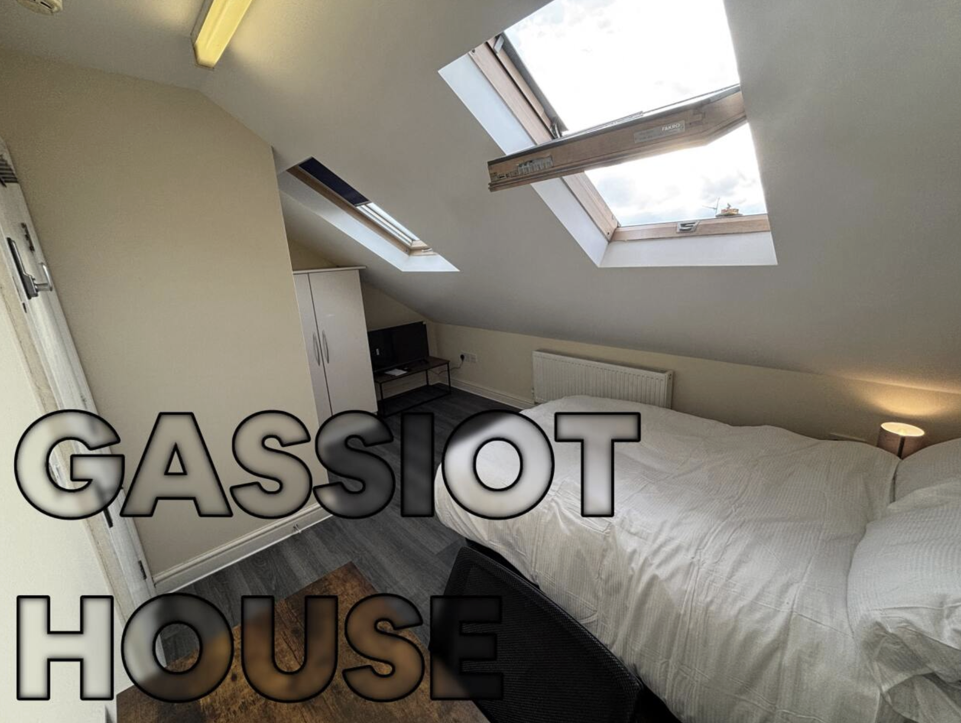 Double Room with Shared Bathroom