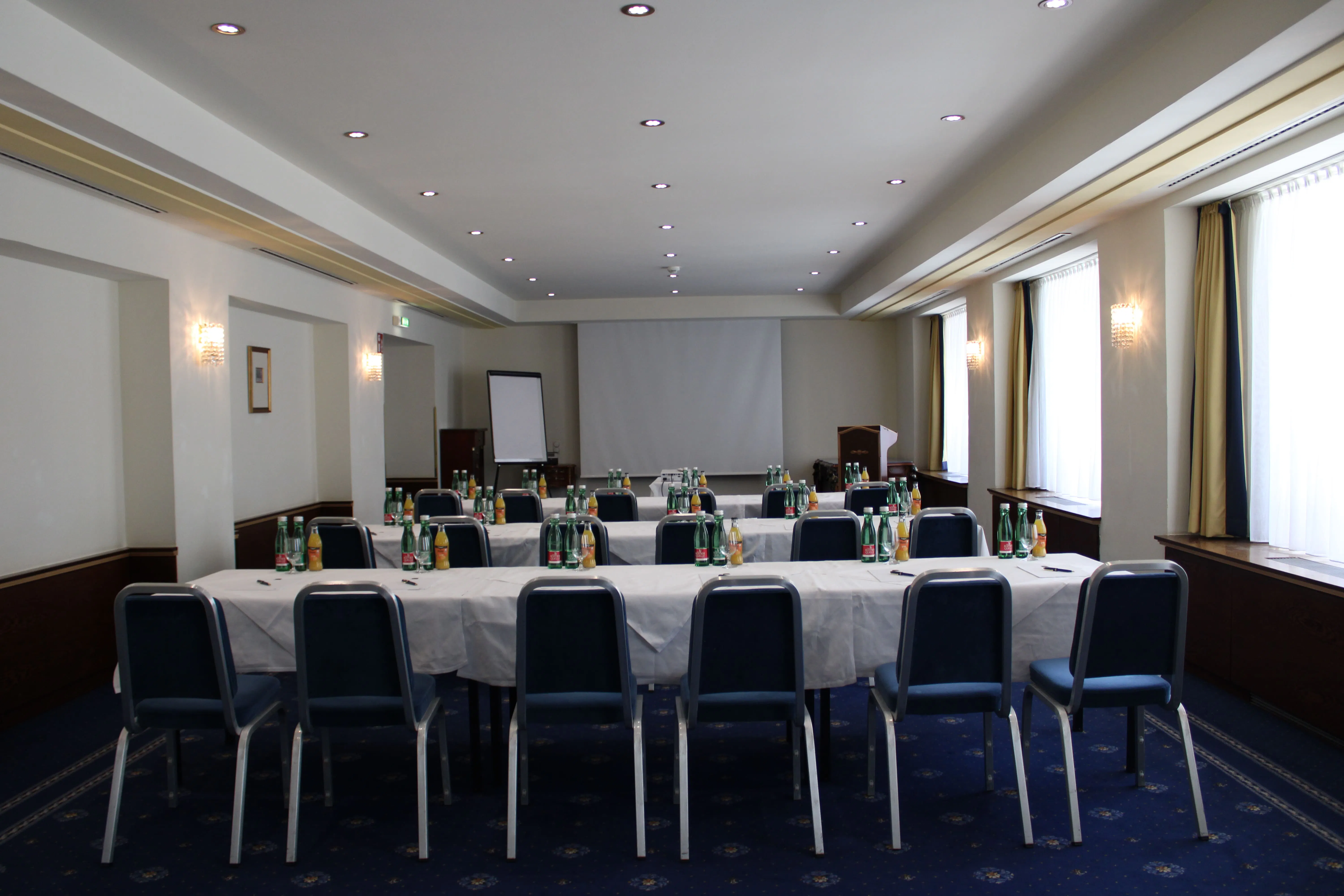 Meetings & Konferenzen einheitliches Seitenverhältnis nicht für Galerie