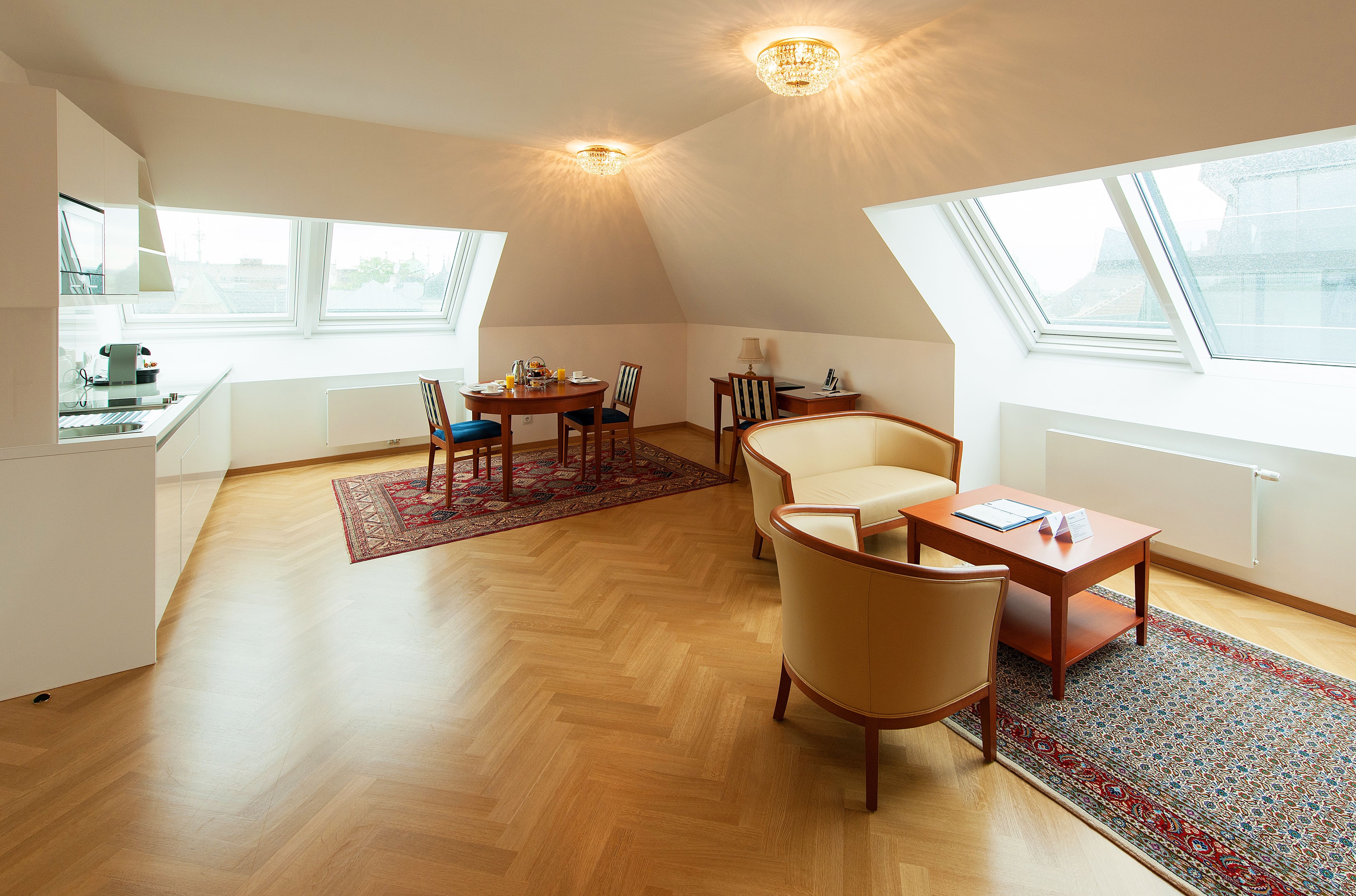 Hotel Ambassador Wien Vienna Apartment 604
