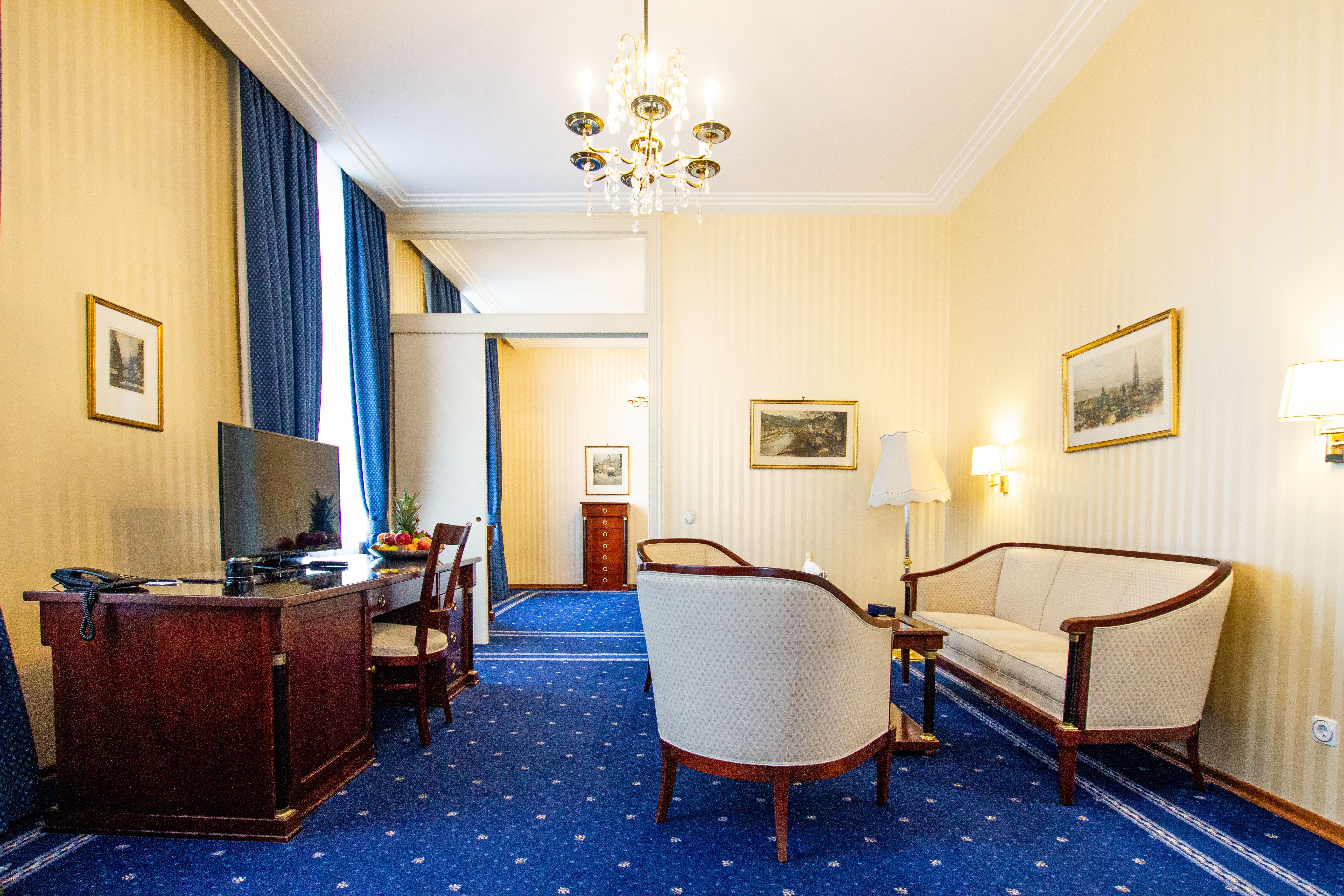Hotel Ambassador Wien Vienna Junior Suite Zimmer Room