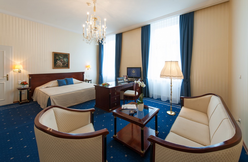 Hotel Ambassador Wien Vienna Junior Suite Zimmer Room