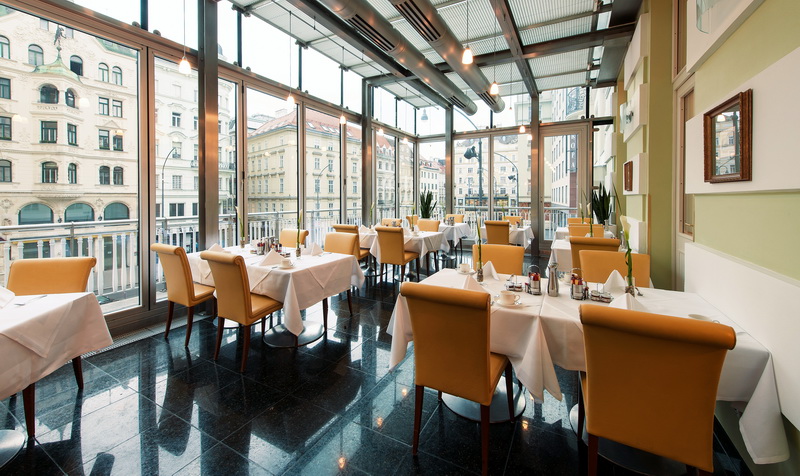 Hotel Ambassador Wien Vienna Wintergarten Wintergarden Blick Ausblick View Neuer Markt
