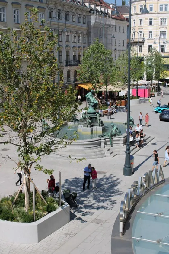 Jahr Year 2022 Hotel Ambassador Wien Vienna Sanierung Renovation Neuer Markt