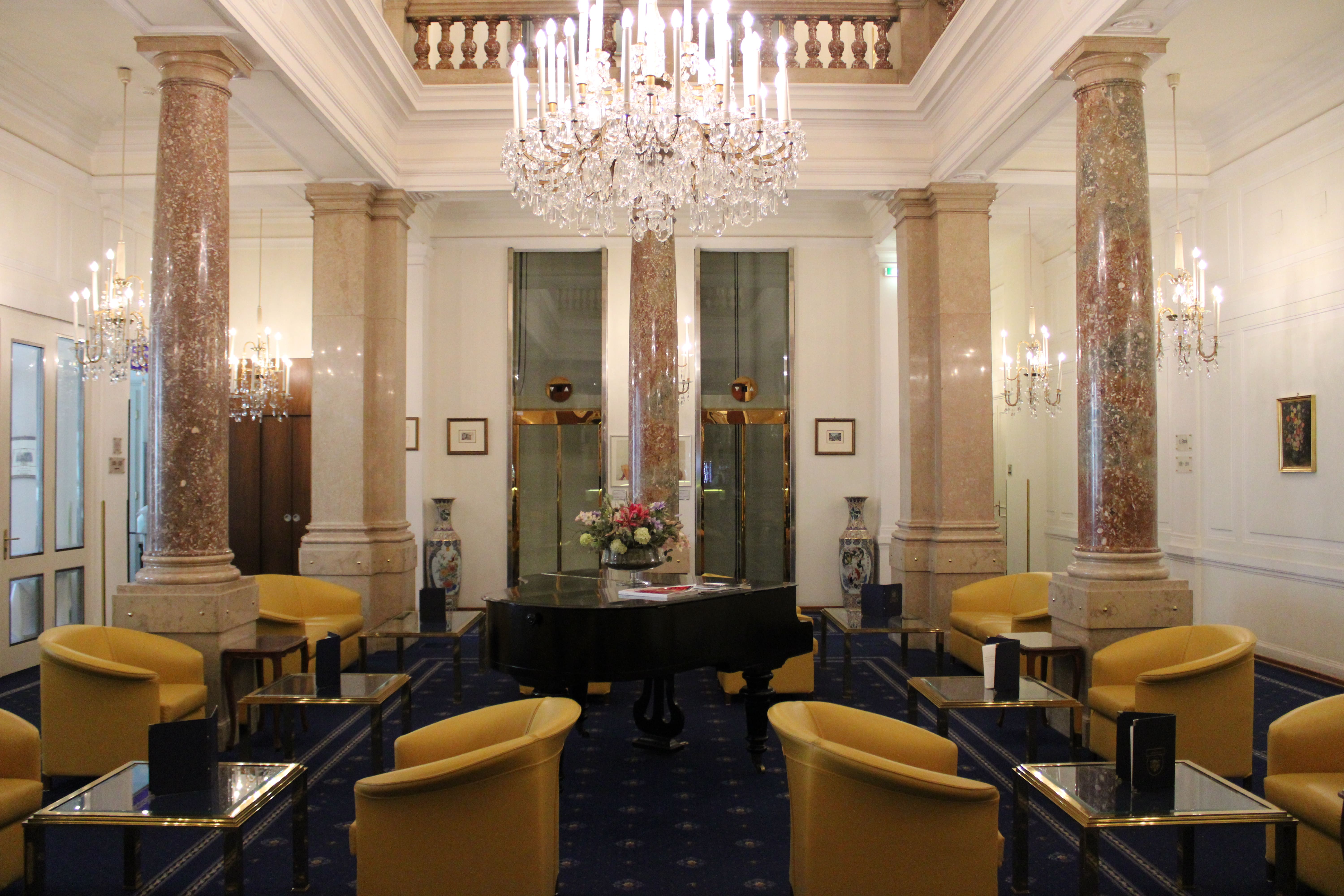 Hotel Ambassador Wien Vienna Atrium Bar