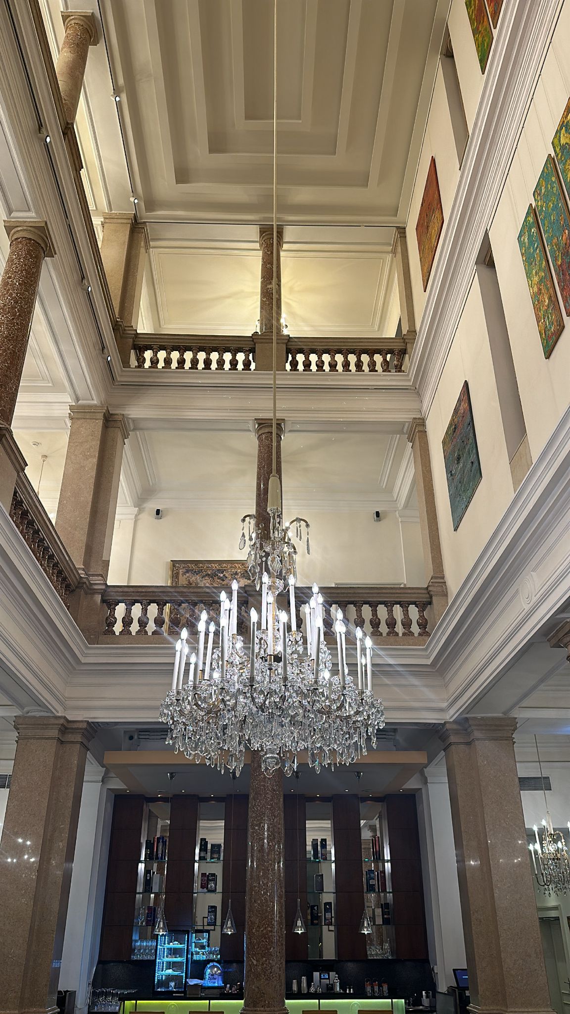Hotel Ambassador Wien Vienna Luster Chandelier Atrium Bar