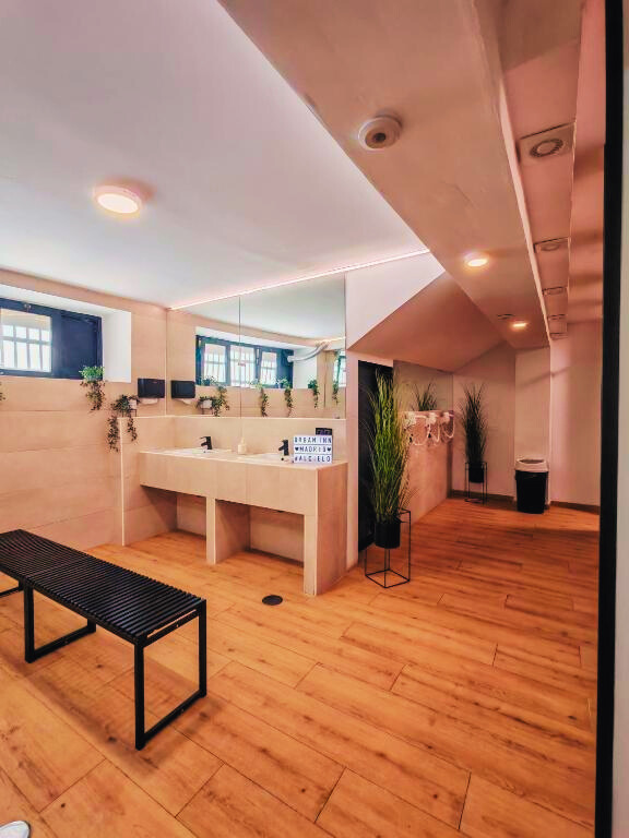 zona comun baño mujeres