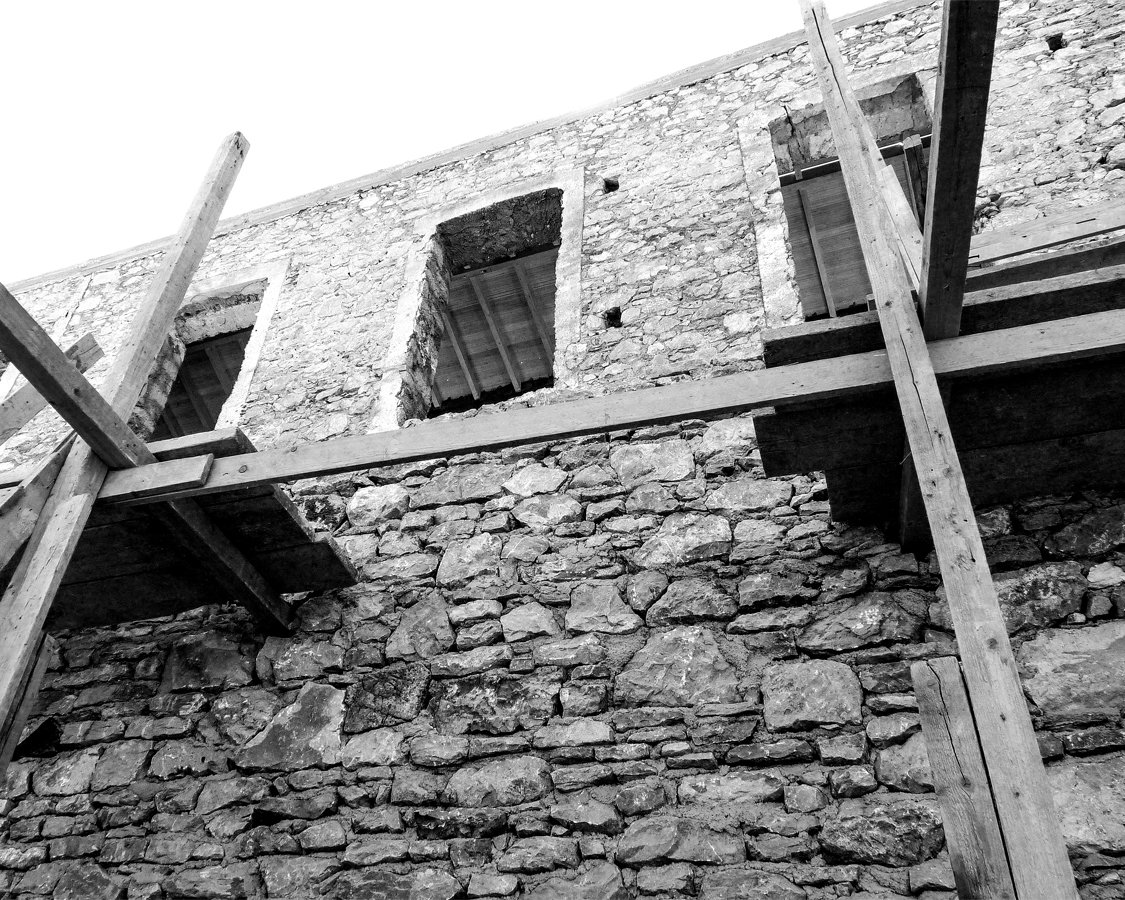 The Old Markets - Pre Restoration and showing support bars.