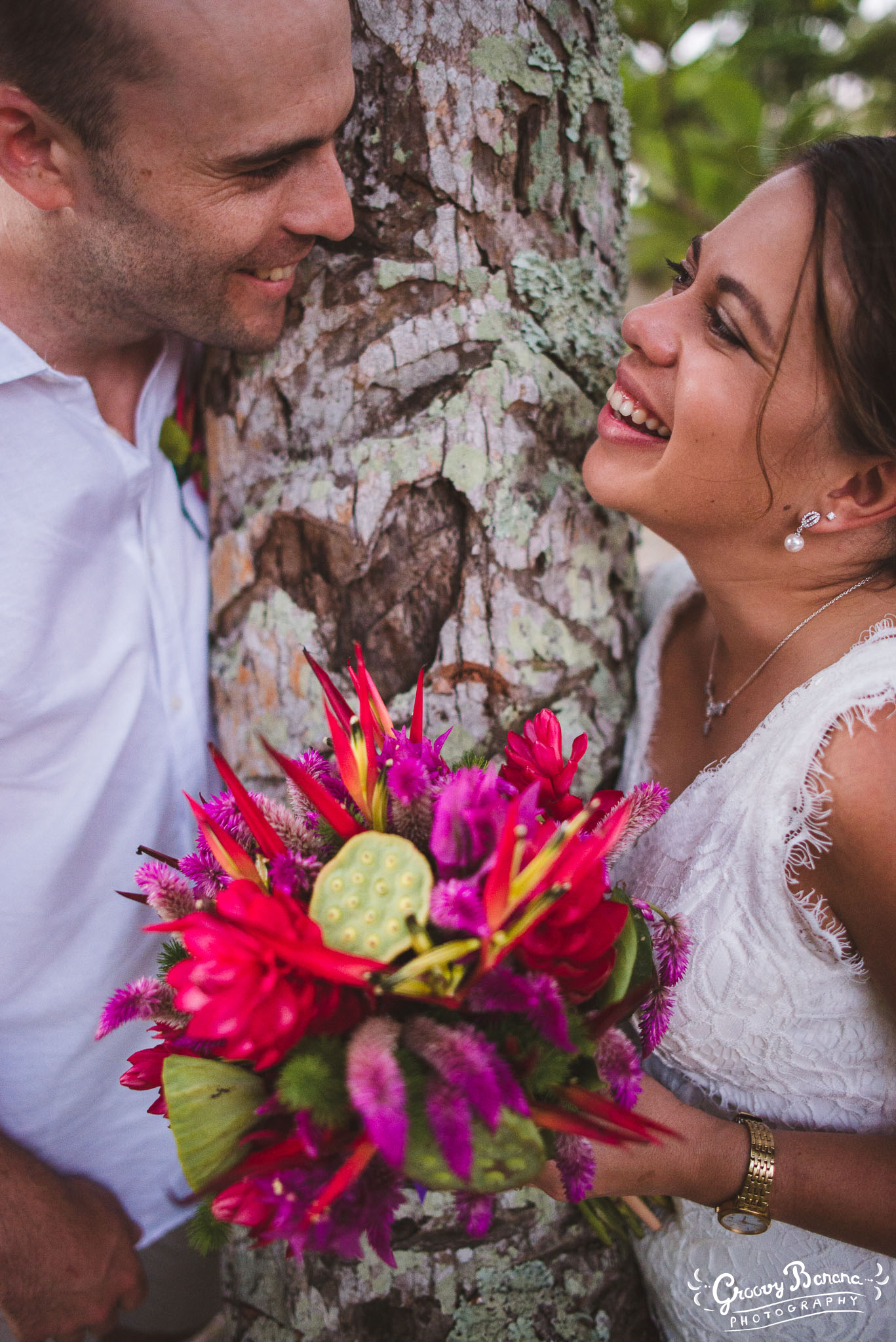 Bridal Bouquet Tropical Bouquet #erakorbeachweddings #weddingceremonyonthebeachsouthpacific #Vanuatutropicalbeachweddings
