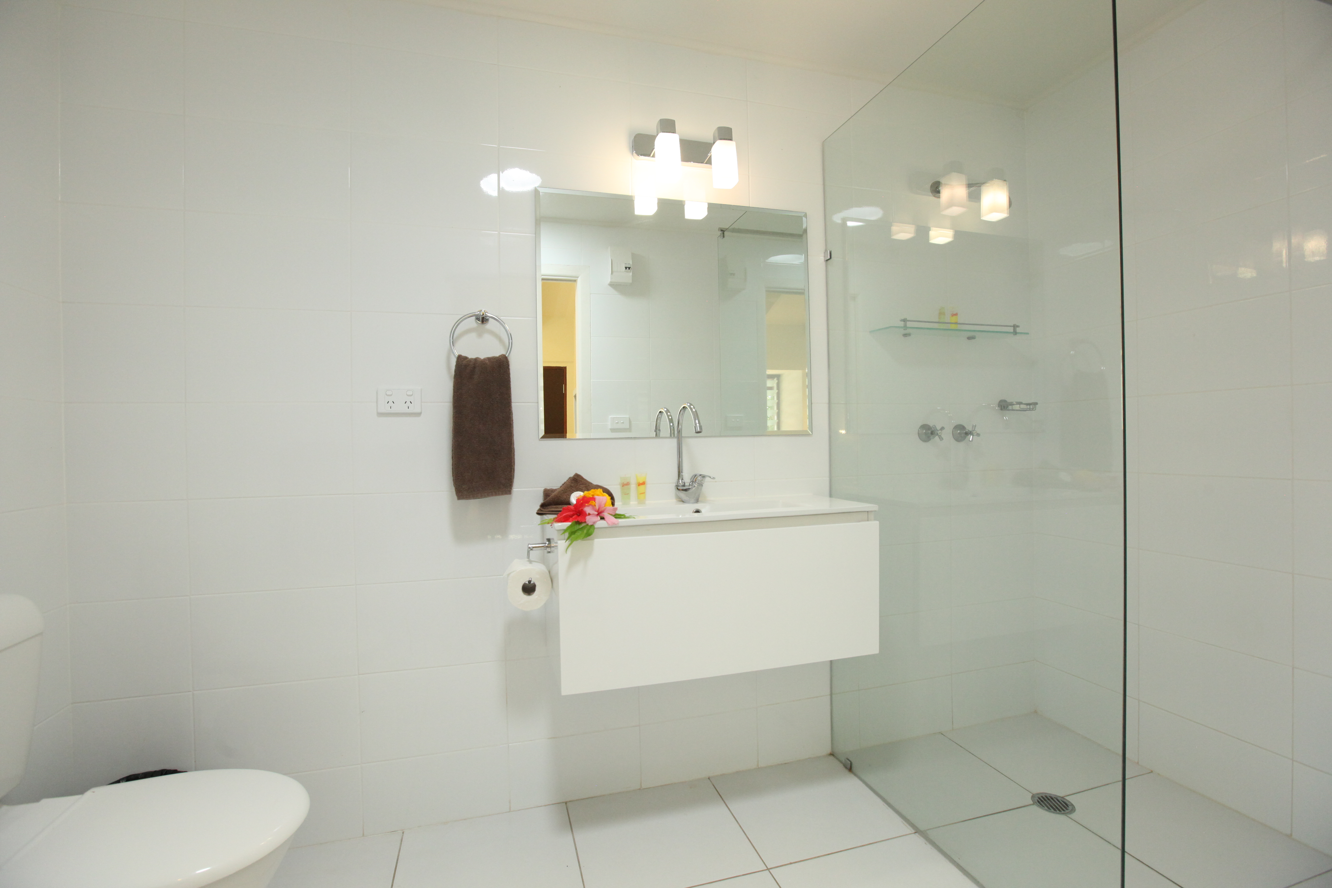 Garden Room - Bathroom Bathroom erakor island resort & spa #erakorislandresort #vanuatuholidays #tropicalislandholiday