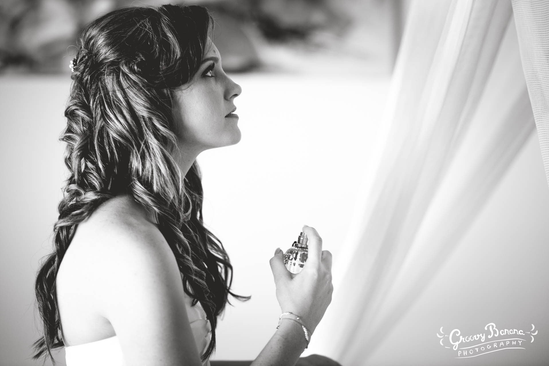 Taking a moment before the ceremony on Coconut Beach #erakorbeachweddings #weddingceremonyonthebeachsouthpacific