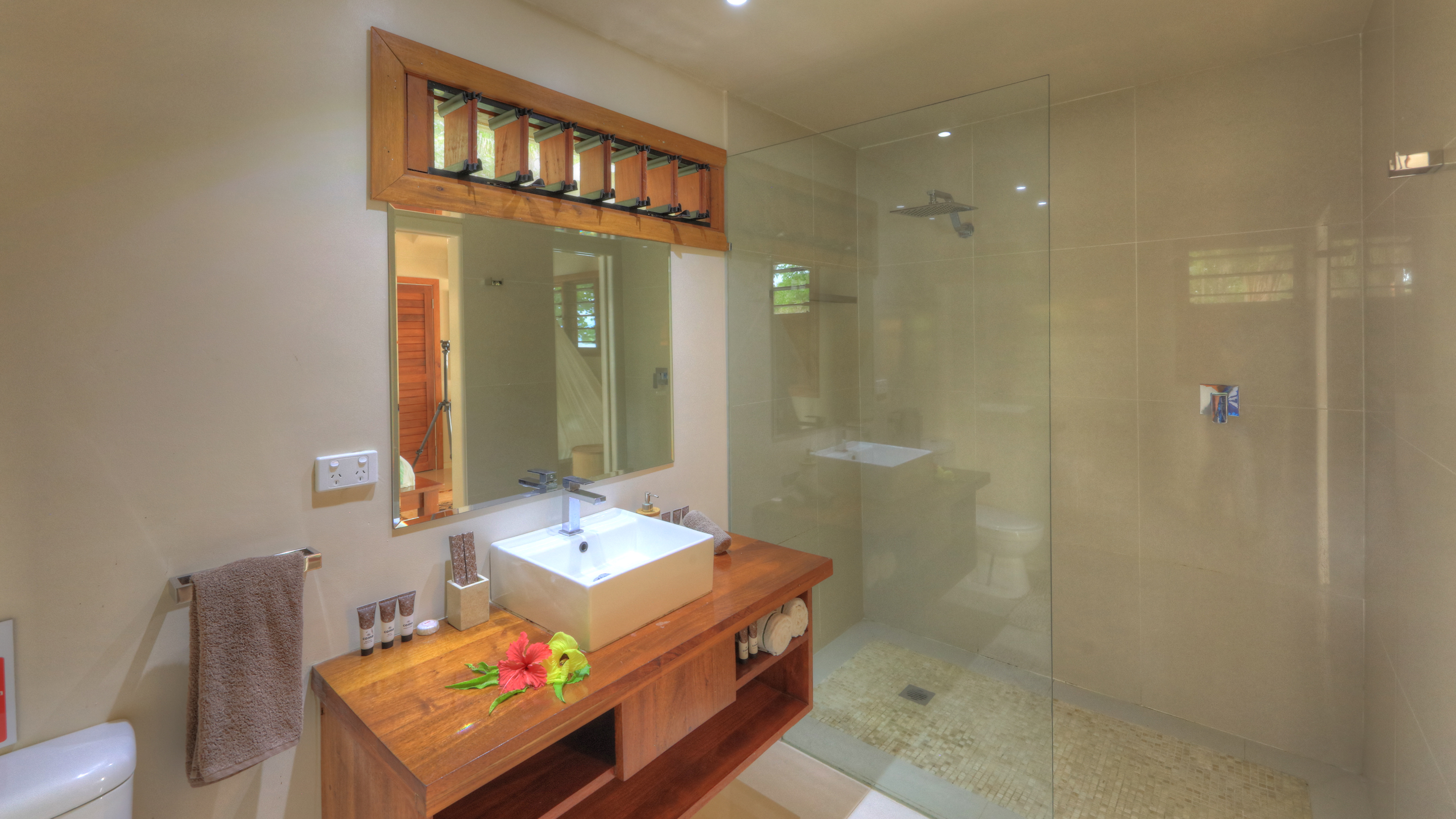 erakor island resort honeymoon pool villa #erakorislandresort #tropicalislandholiday erakor island resort private house bath