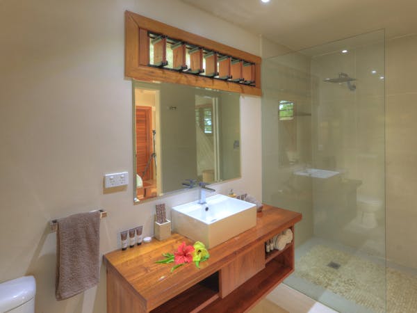 erakor island resort honeymoon pool villa #erakorislandresort #tropicalislandholiday erakor island resort private house bath
