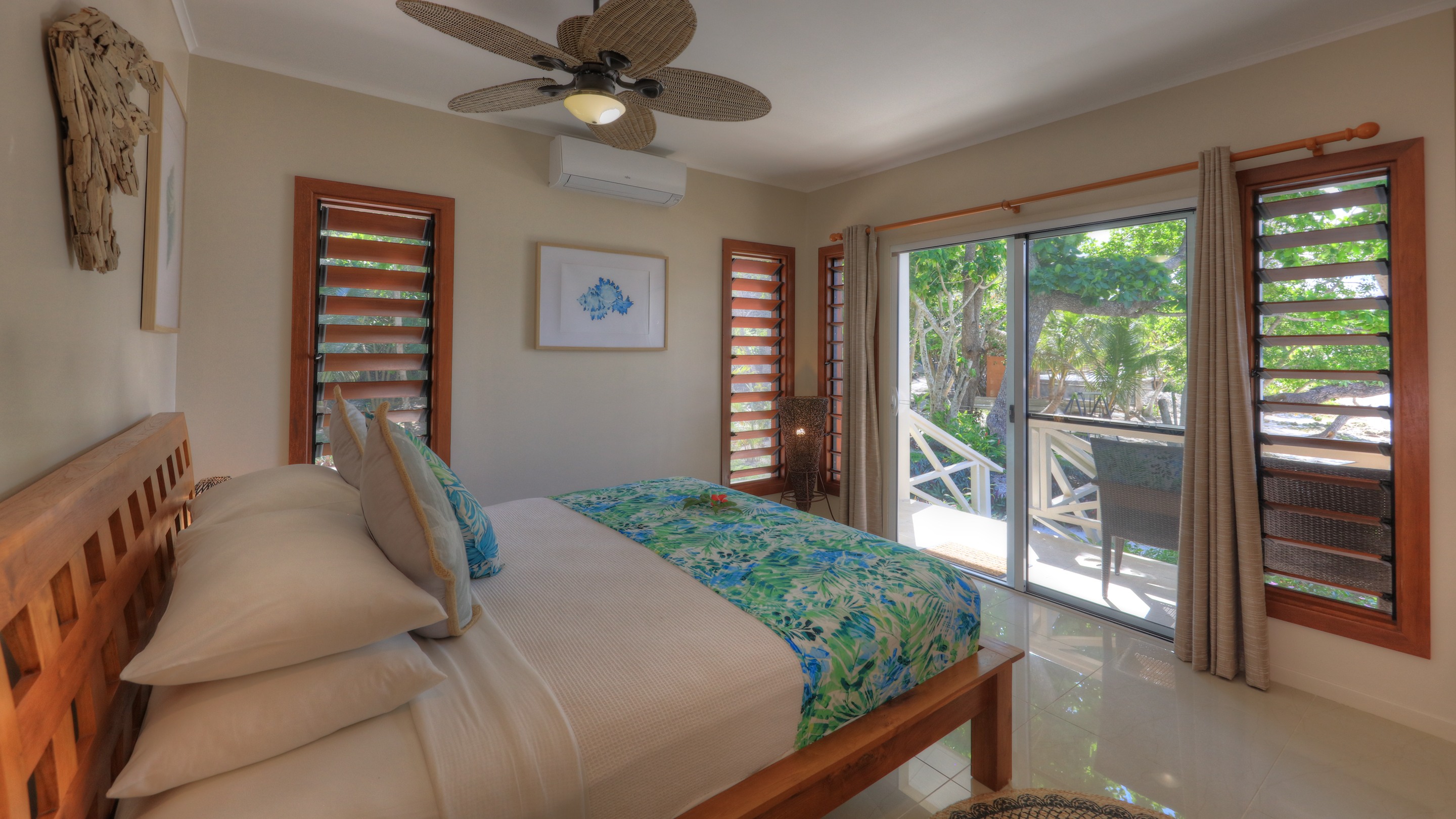 erakor island resort beach cottage master bedroom #erakorislandresort #tropicalislandholiday #Vanuatuaccommodation