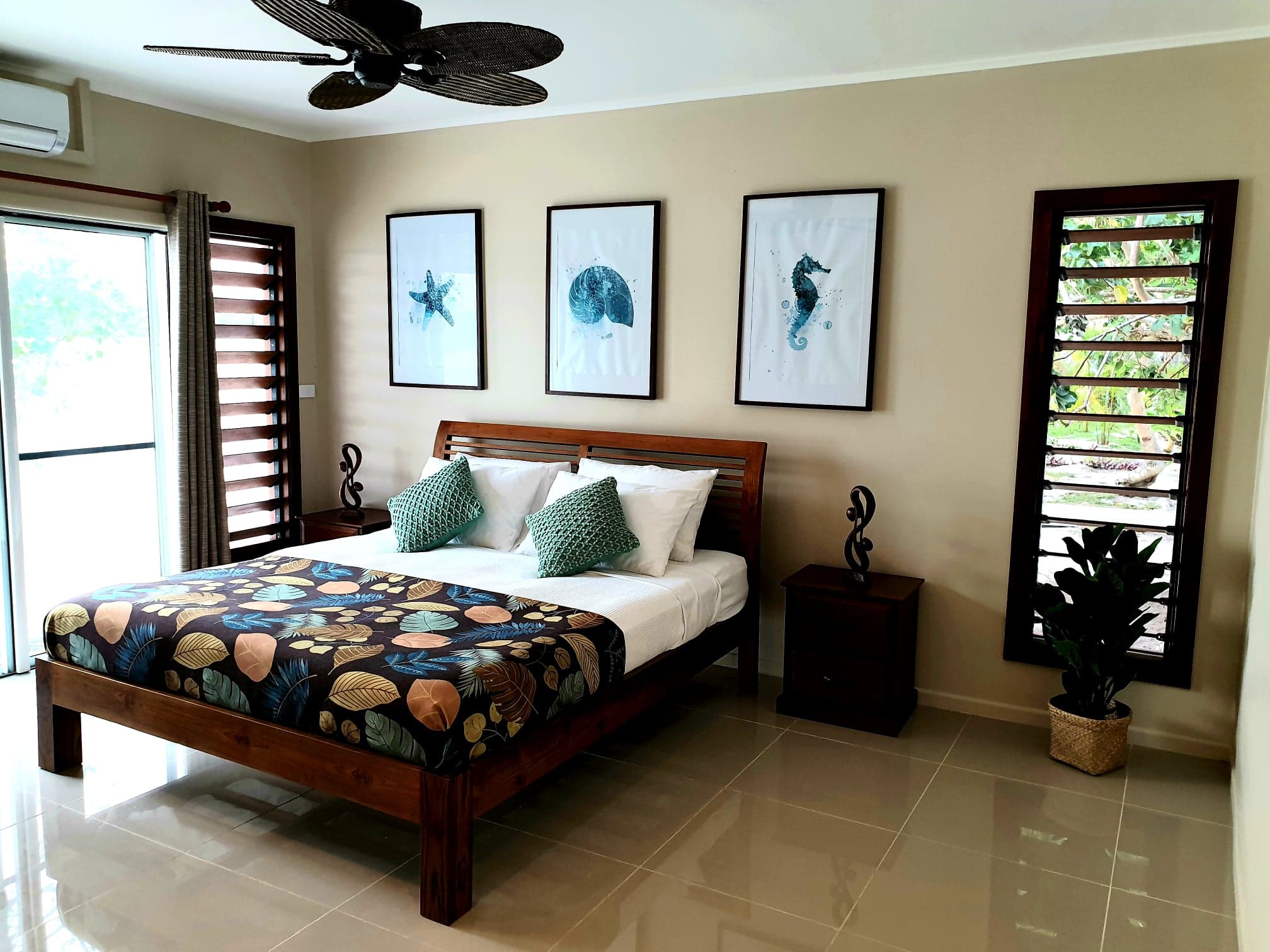 erakor island resort white sandsbeachhouse #erakorislandresort #vanuatuholidays #tropicalislandholiday #vanuatuaccommodation