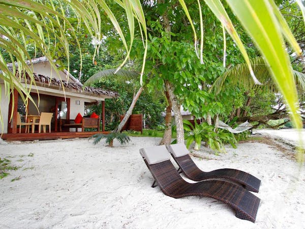 Beachfront Deluxe Spa Villa private beach erakor island resort & spa #erakorislandresort #vanuatuholidays #tropicalisland