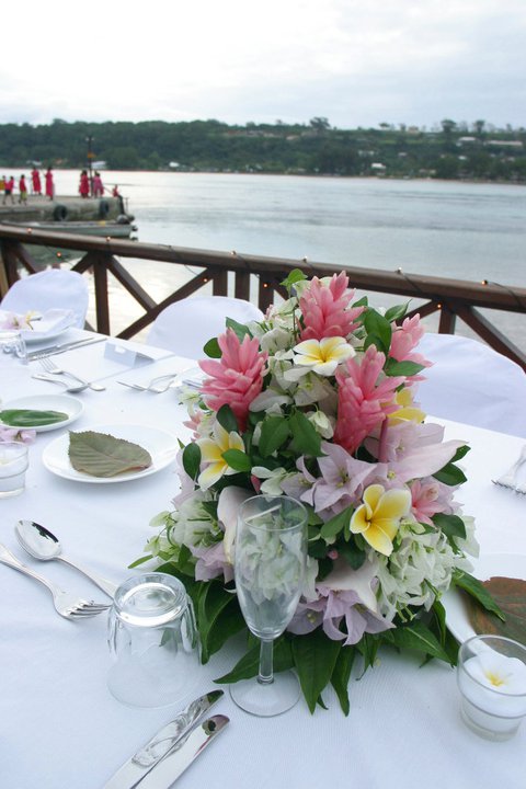 Wedding Reception Floral Centerpiece #erakorbeachweddings #weddingreceptionthebeachsouthpacific #Vanuatutropicalbeachweddings