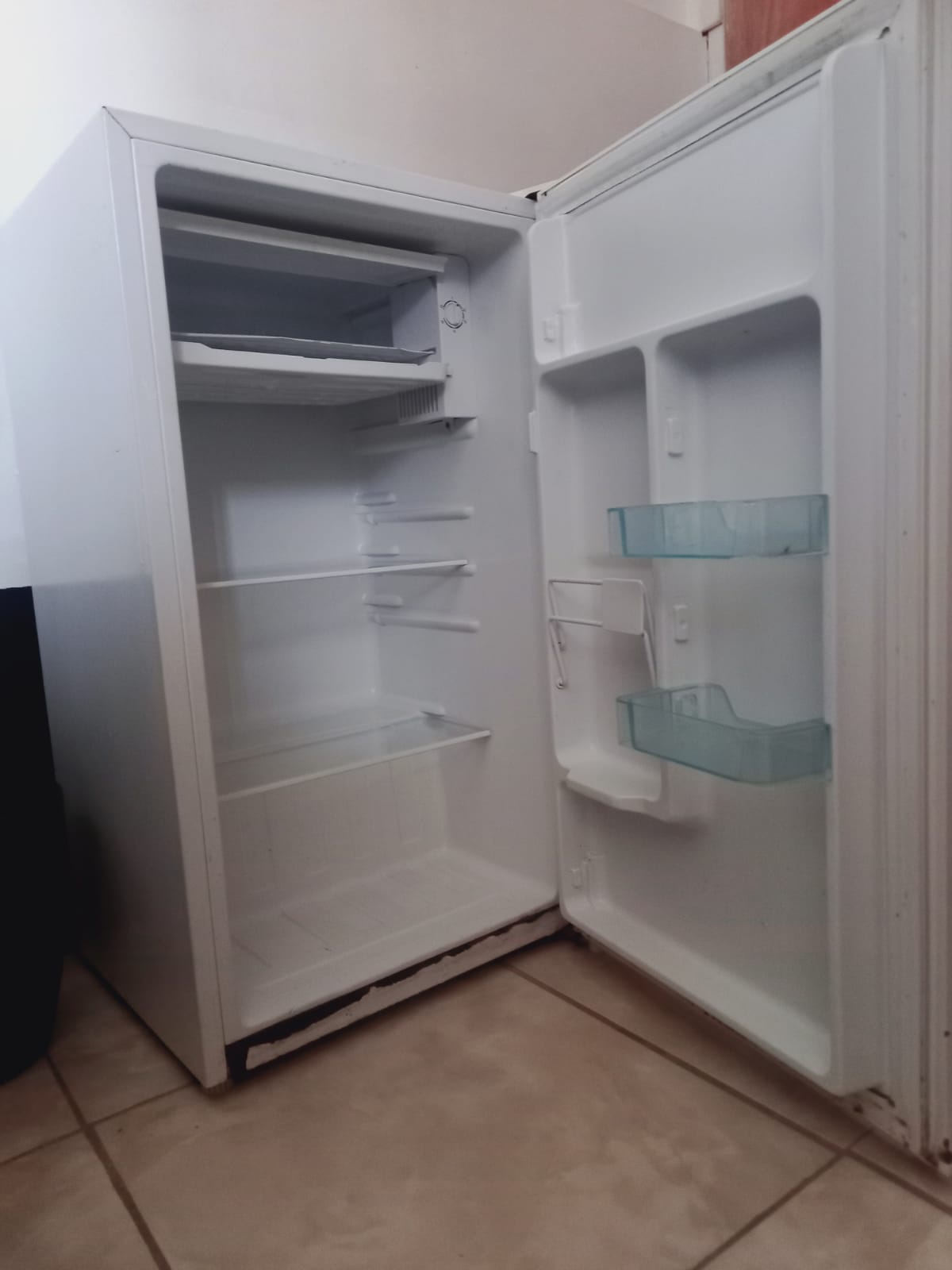 Room 6 Double Ensuite Room with extra bed.