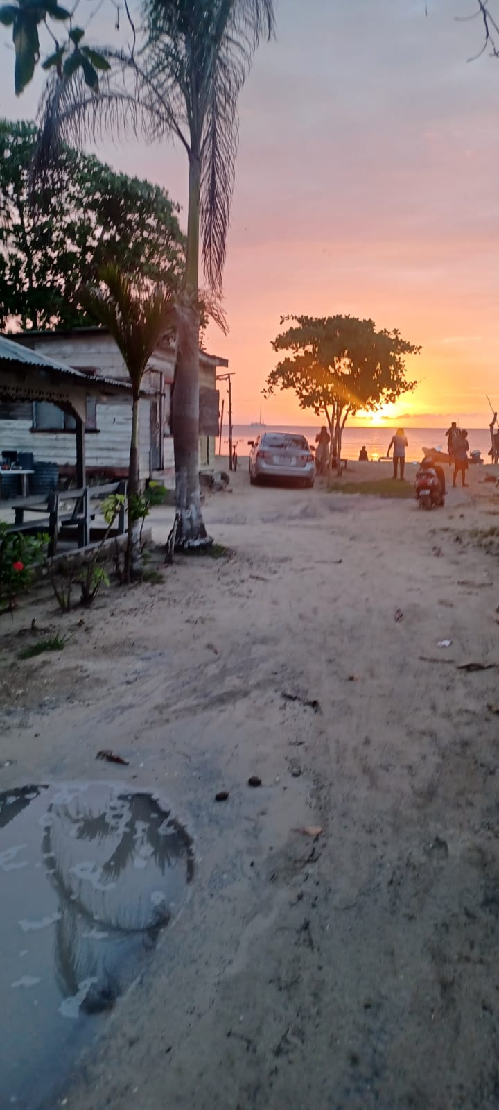 Evening sunset at Drifters