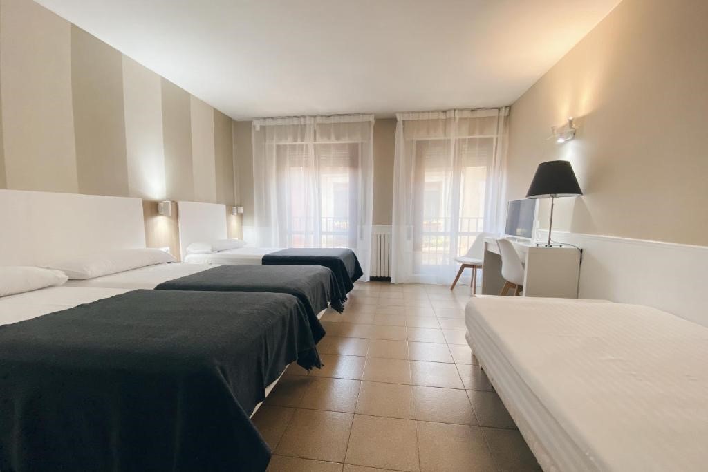 Habitación cuádruple hotel zaragoza