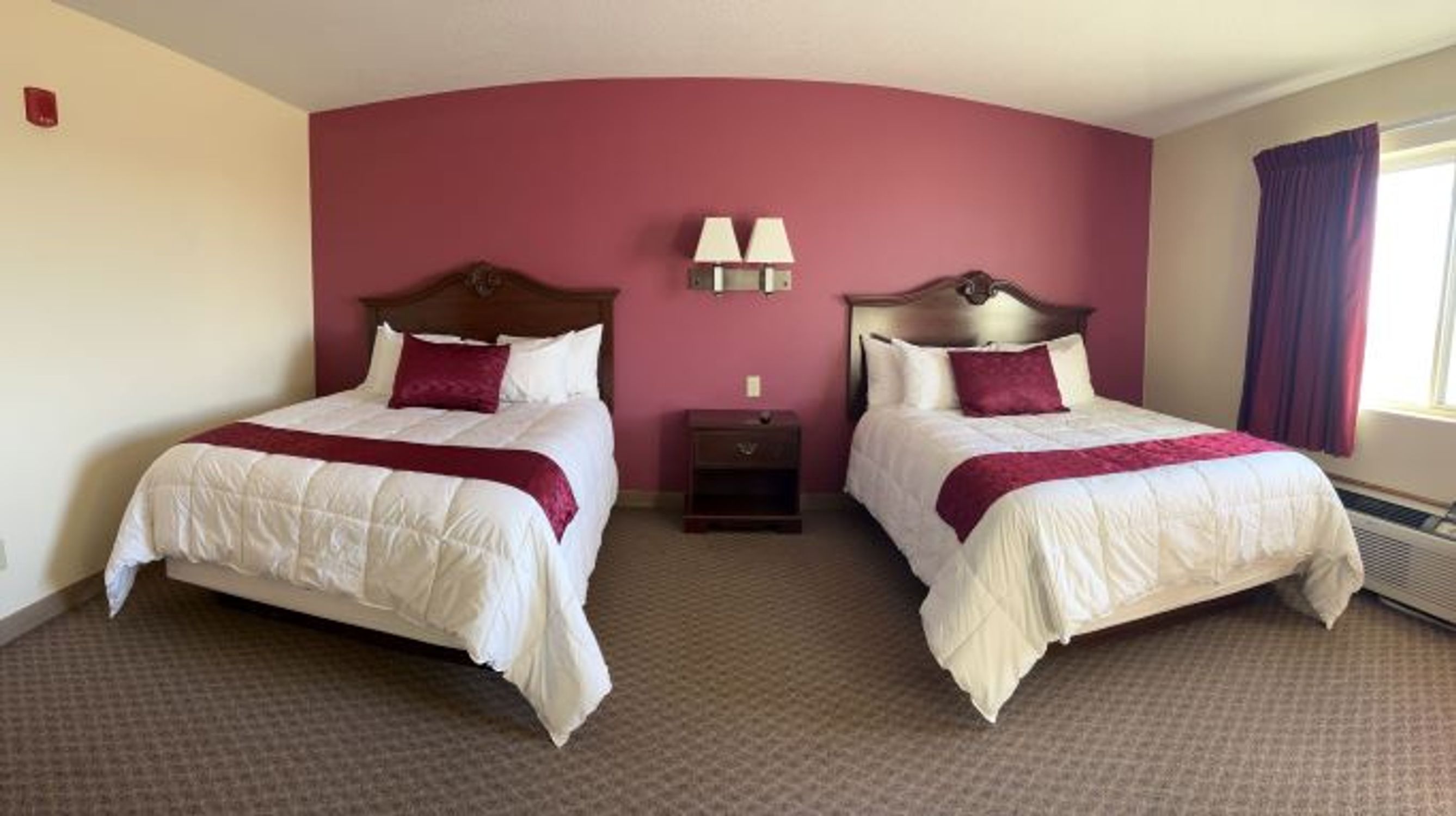 North Shore Inn & Suites