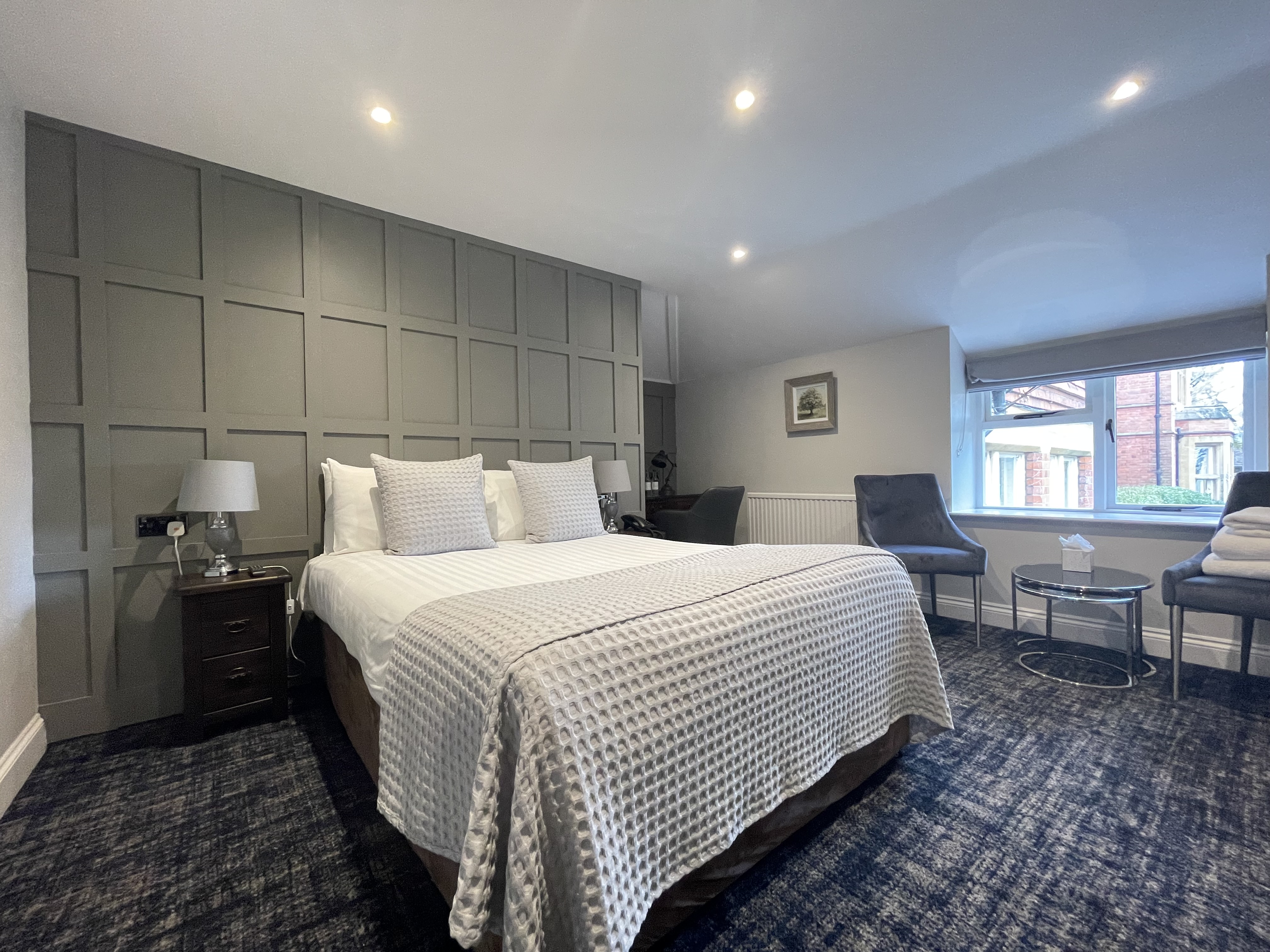 Wokingham Hotel, Standard Double Bedroom