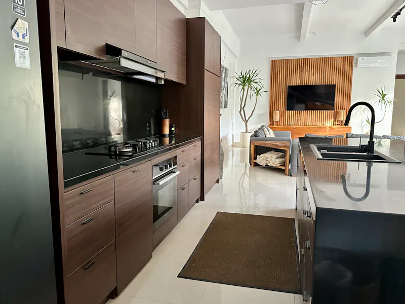 Kitchen dining