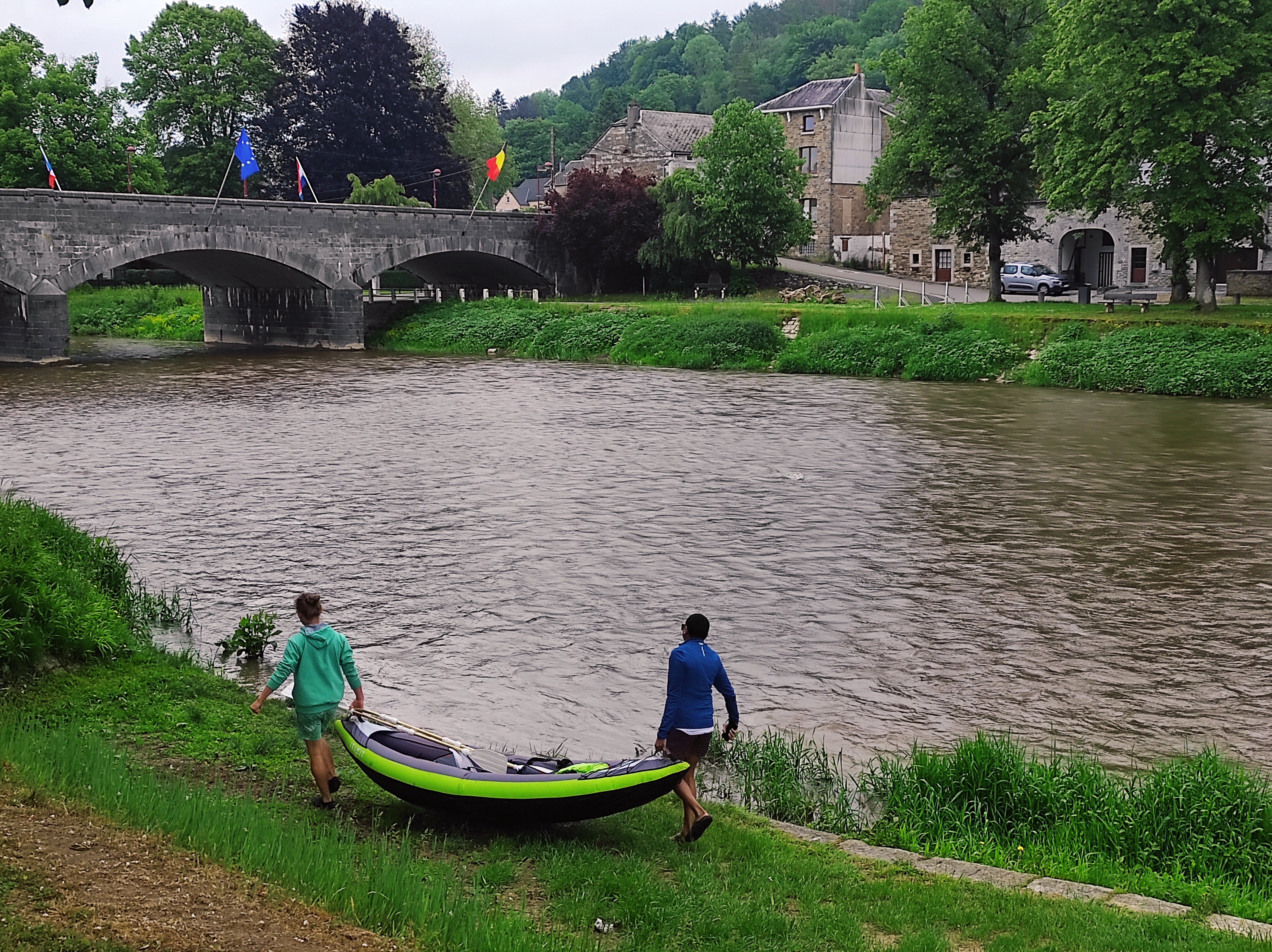 Getting ready for kayaking on the Ourthe River near La Maison Vienvenue, an ideal activity.