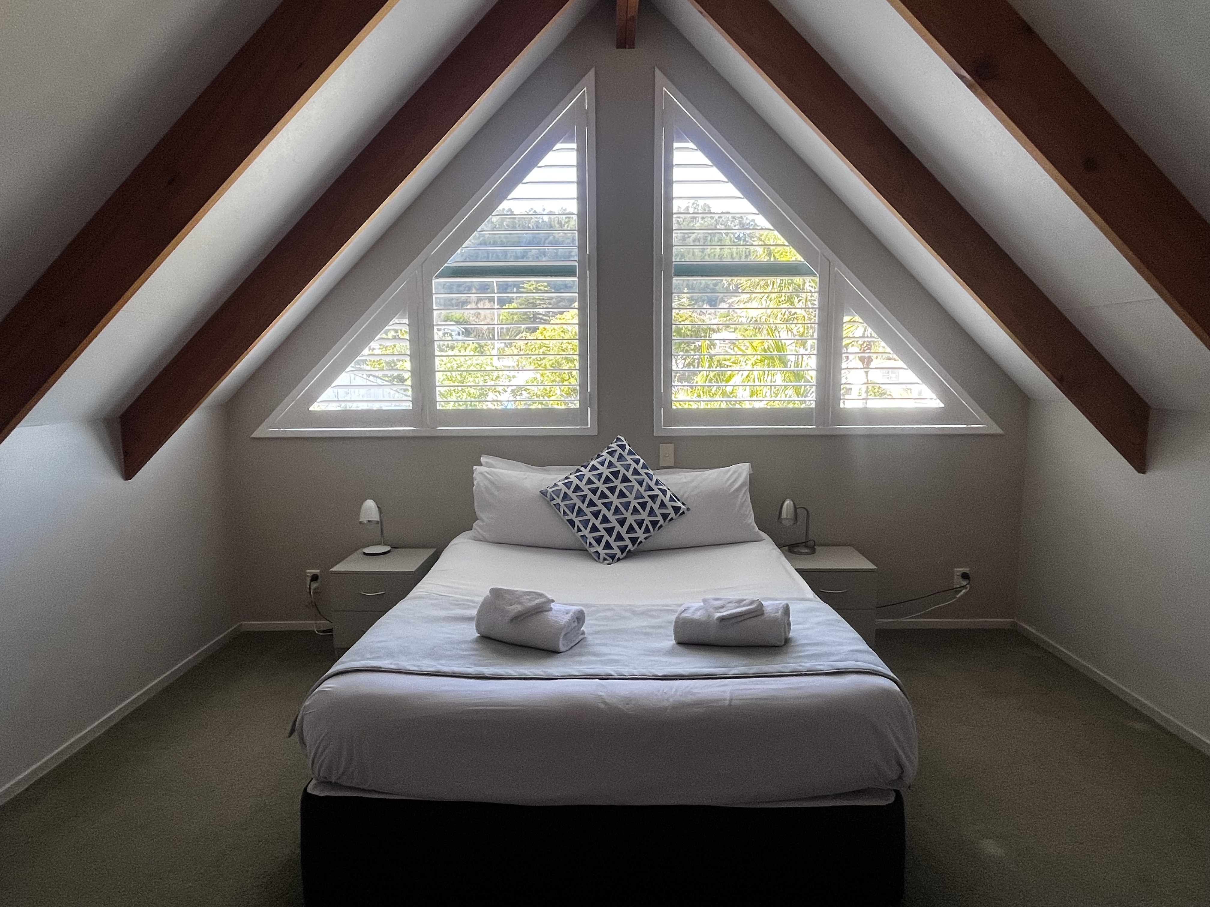 Comfort Inn Sunset, Thames Unit 9.Three Bedroom Family Cottage