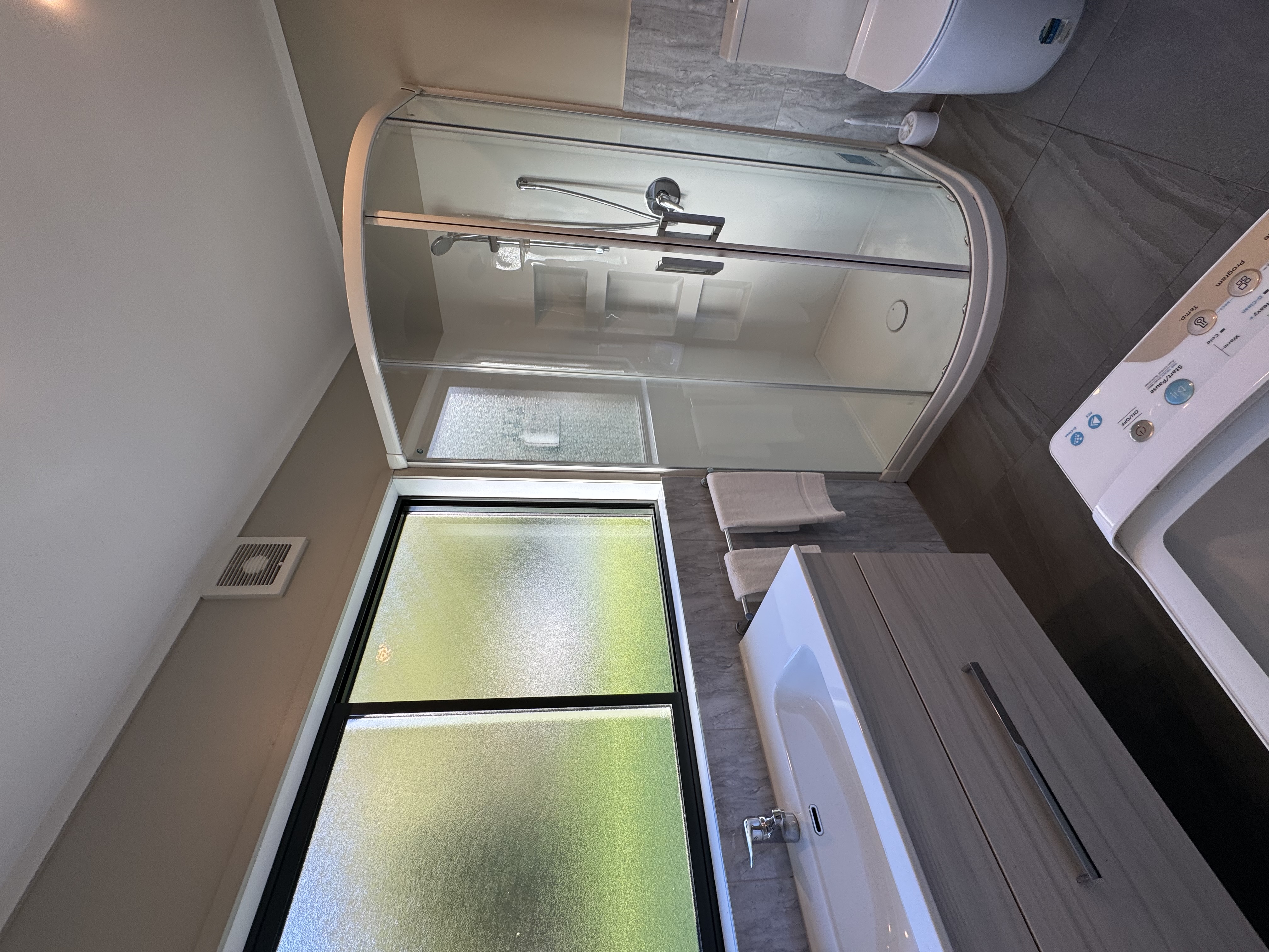 Comfort Inn Sunset, Thames Unit 9.Three Bedroom Family Cottage