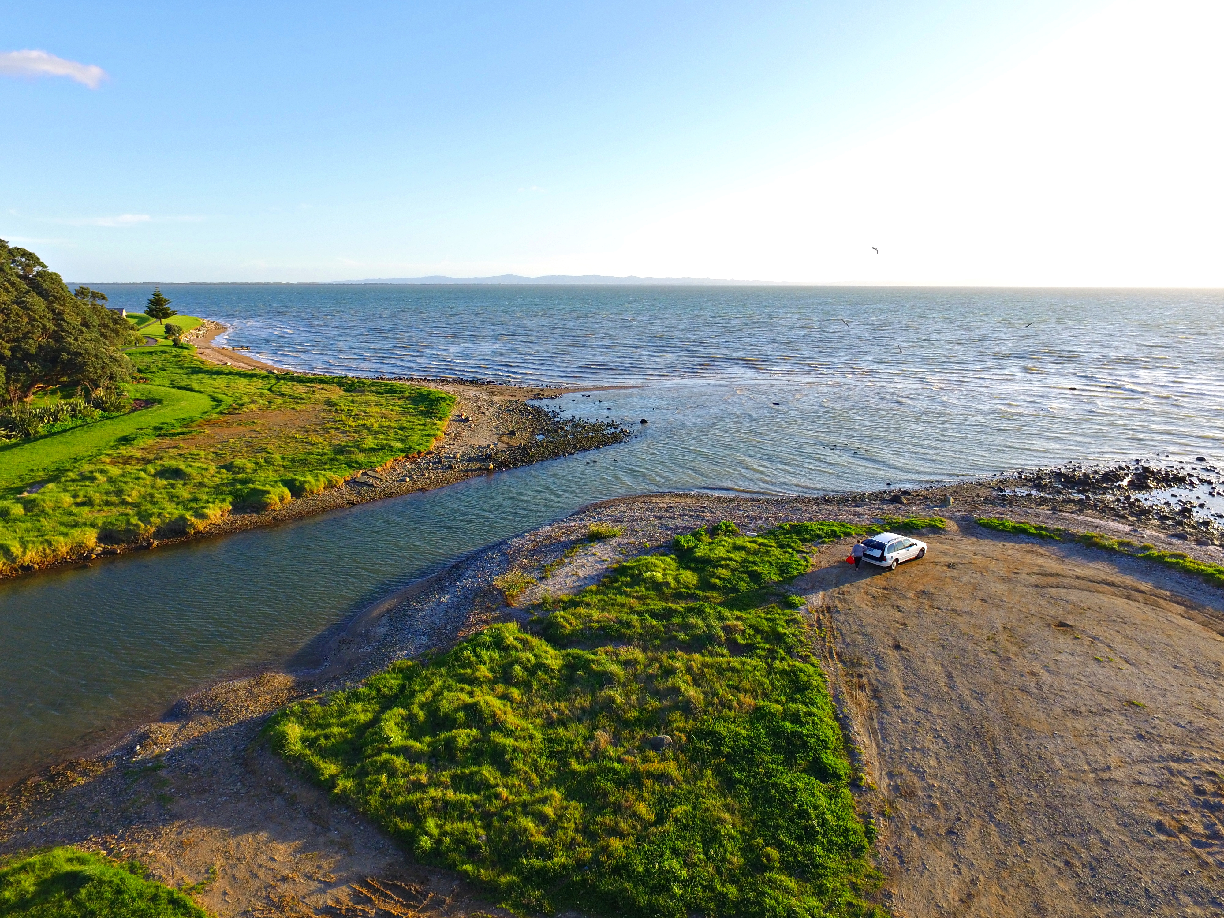 Sunset Motel, Thames