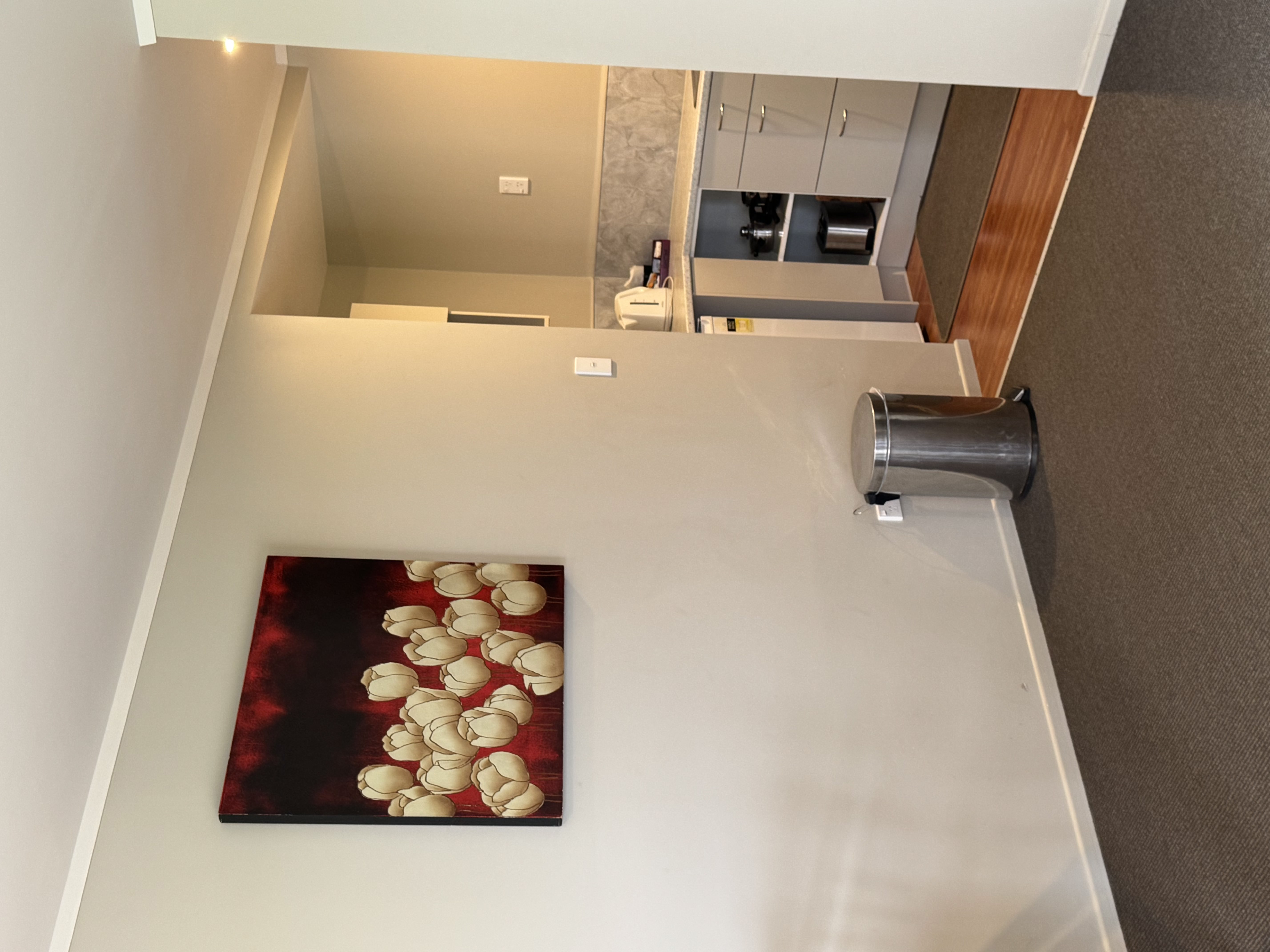 Queen Seaview Studio