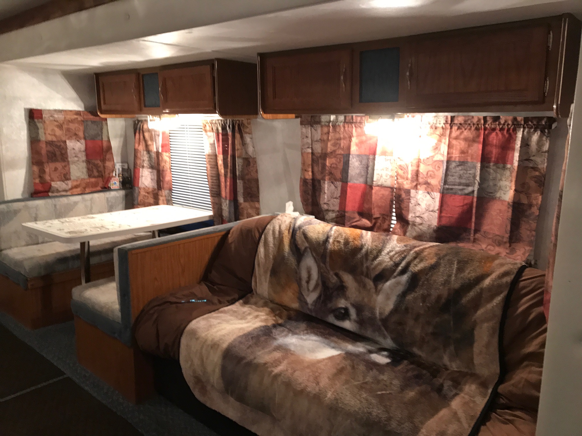 Best Bear Lodge & Campground Accommodations