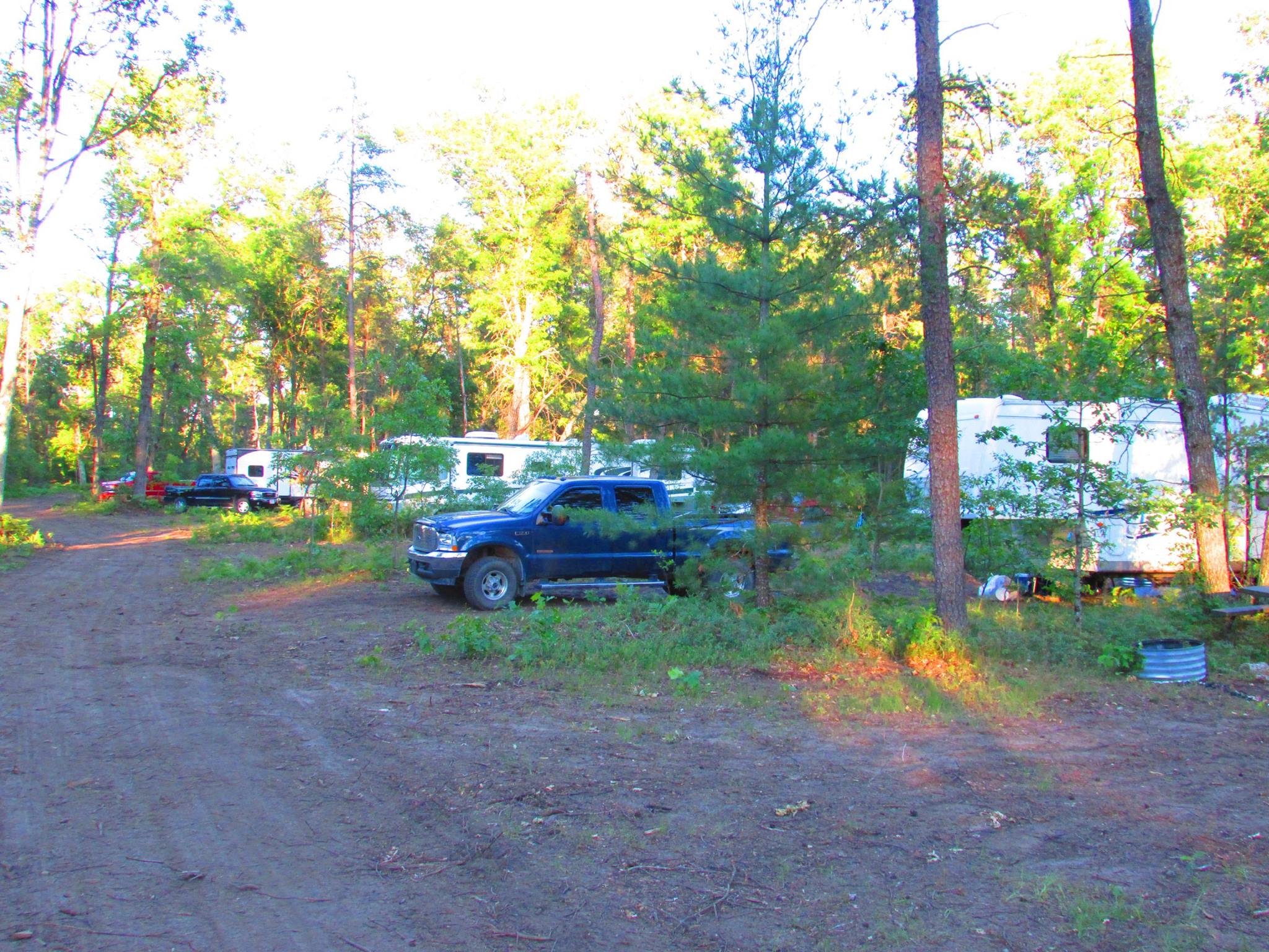 RV Park at Best Bear Lodge & Campground
