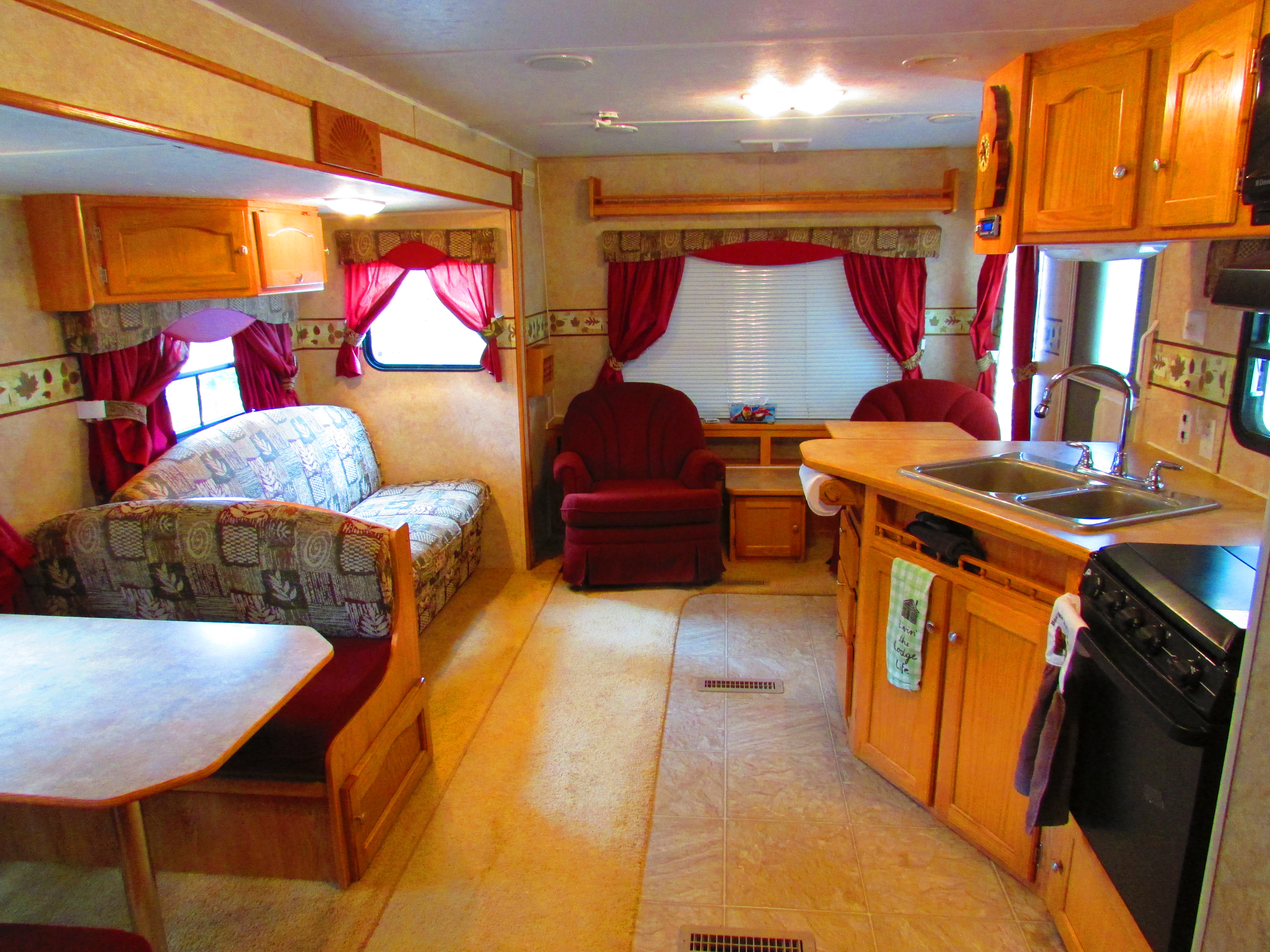 Best Bear Lodge & Campground Accommodations