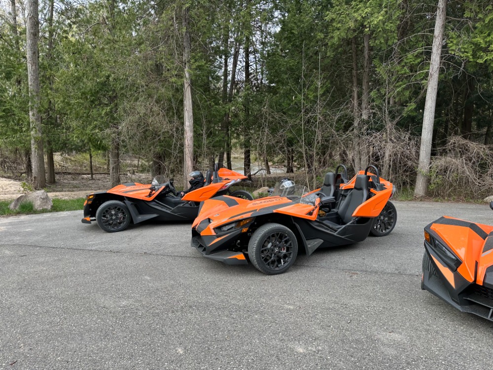 Fleet of Polaris Slingshots available for rent near the Pine River and Silver Creek