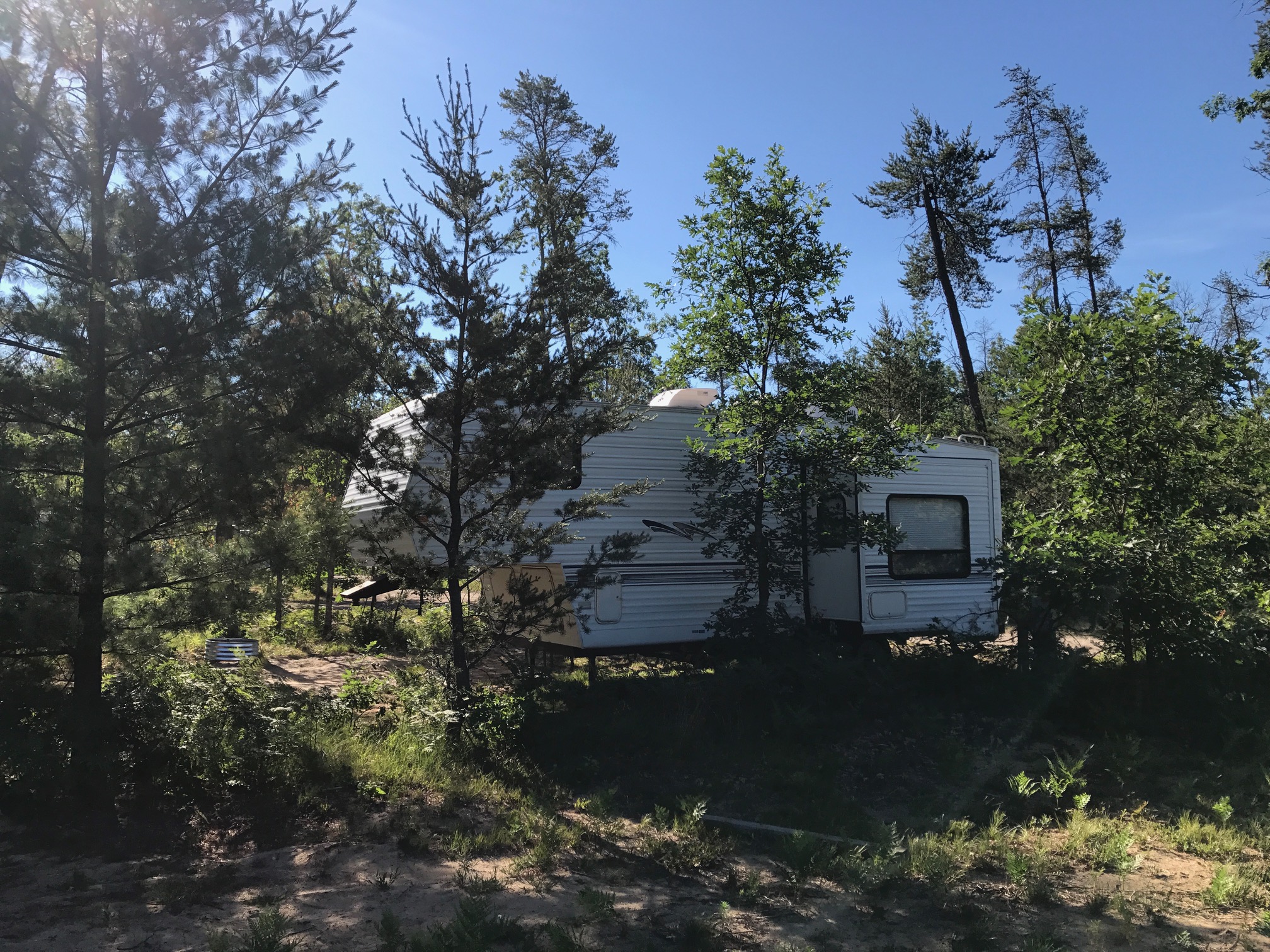 Best Bear Lodge & Campground Accommodations