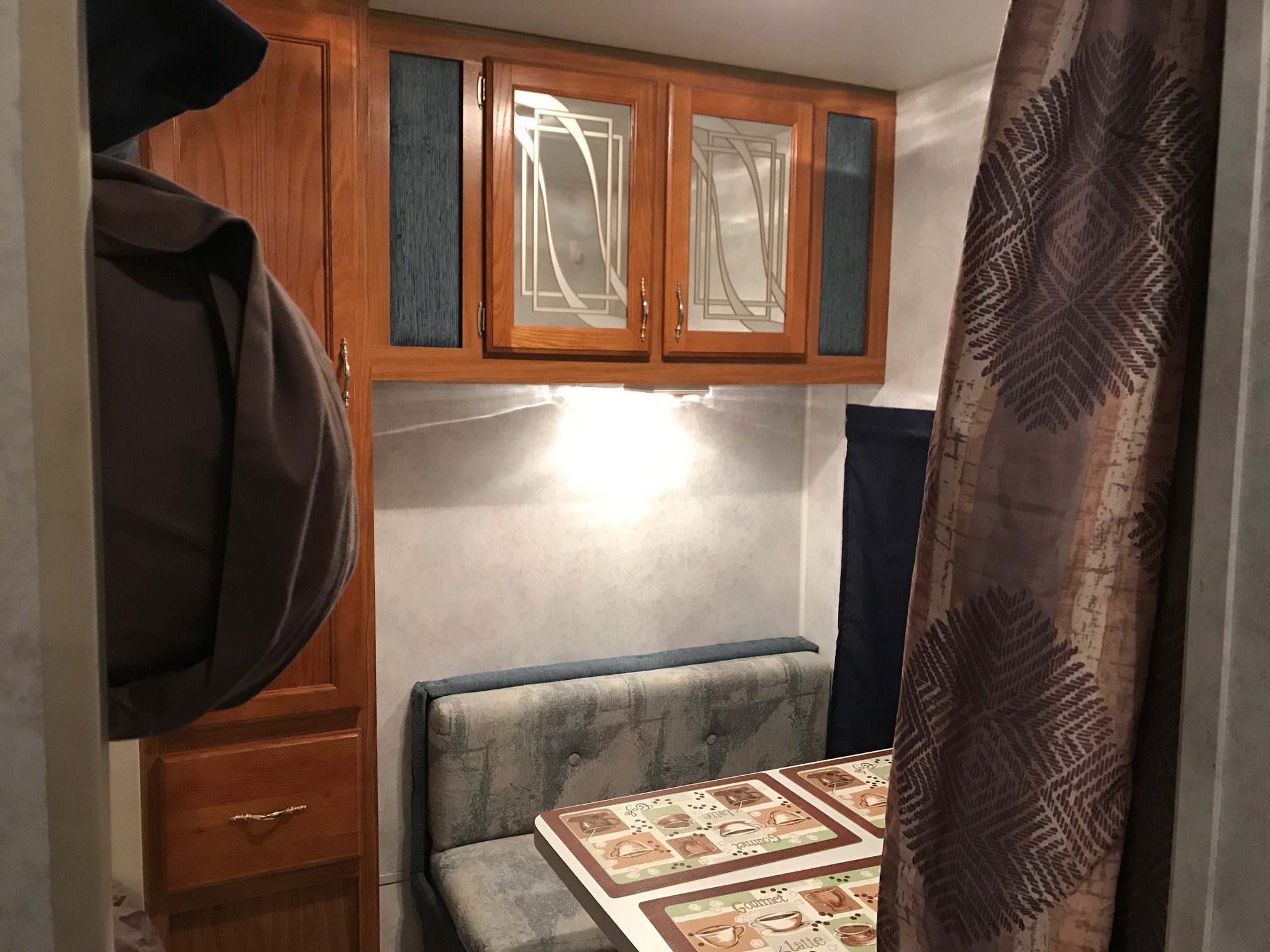 Best Bear Lodge & Campground Accommodations