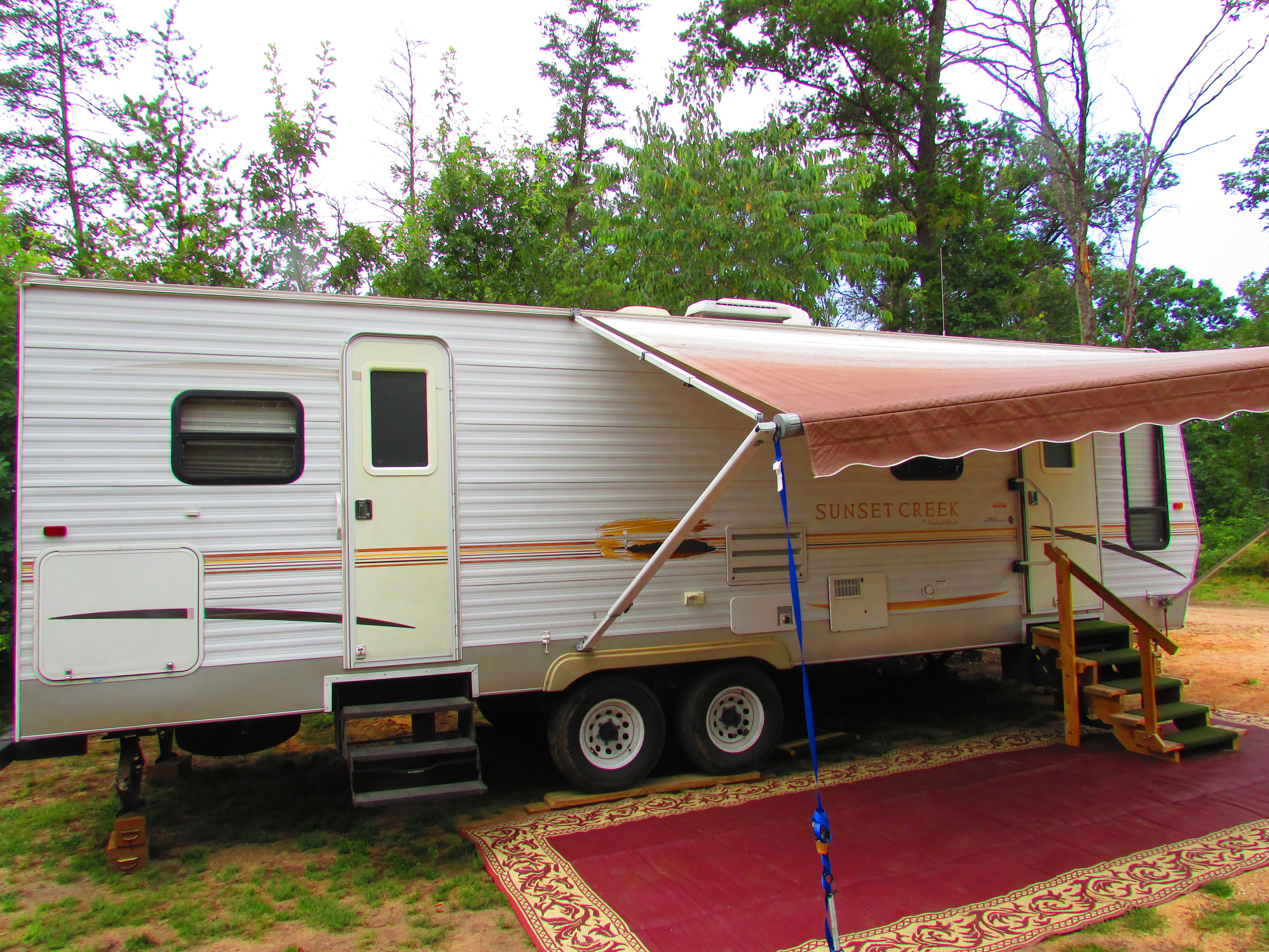 Sunset RV at Best Bear Lodge & Campground