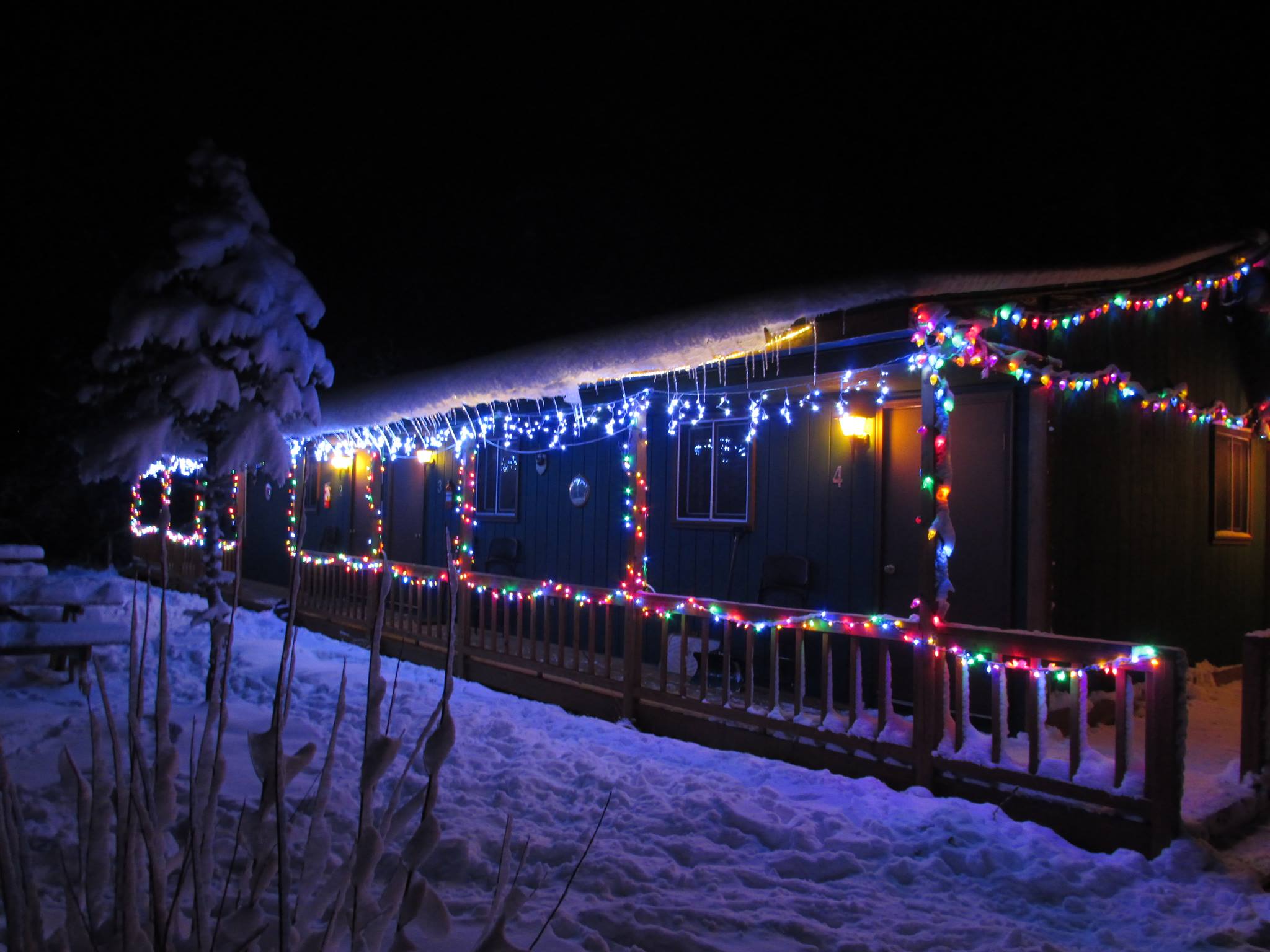 Christmas time is beautiful at Best Bear Lodge and Campground