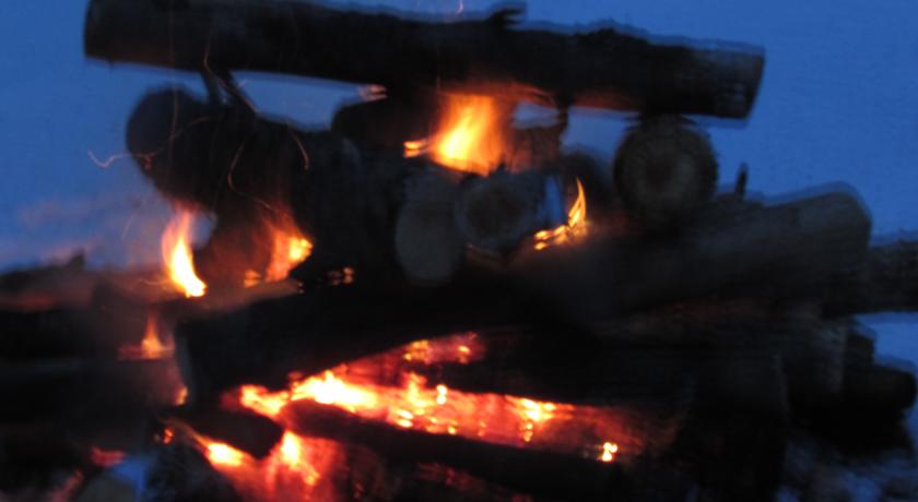 Campfires always welcome at Best Bear Lodge & Campground.