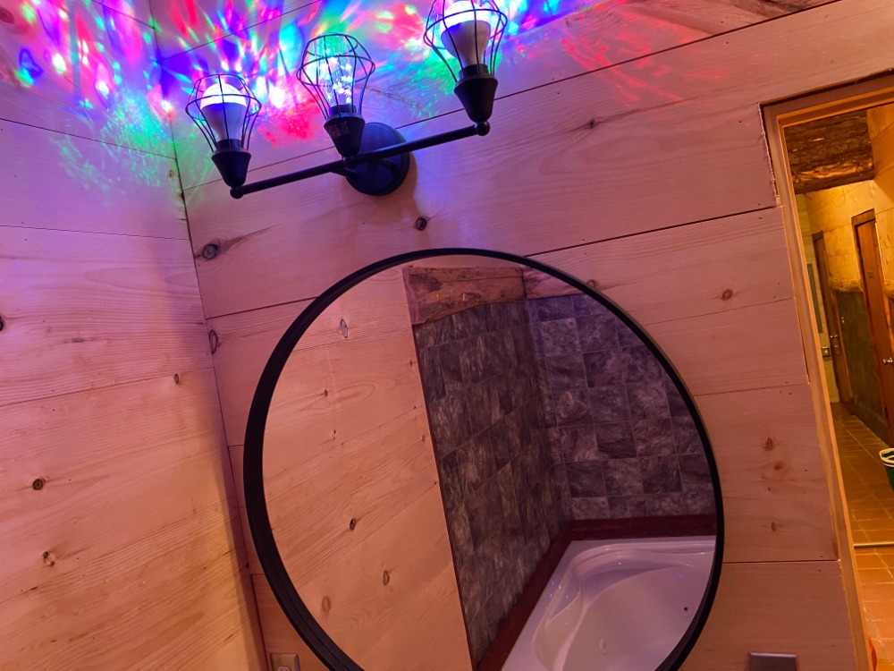 Speedy Bear Cabin Irons, Michigan