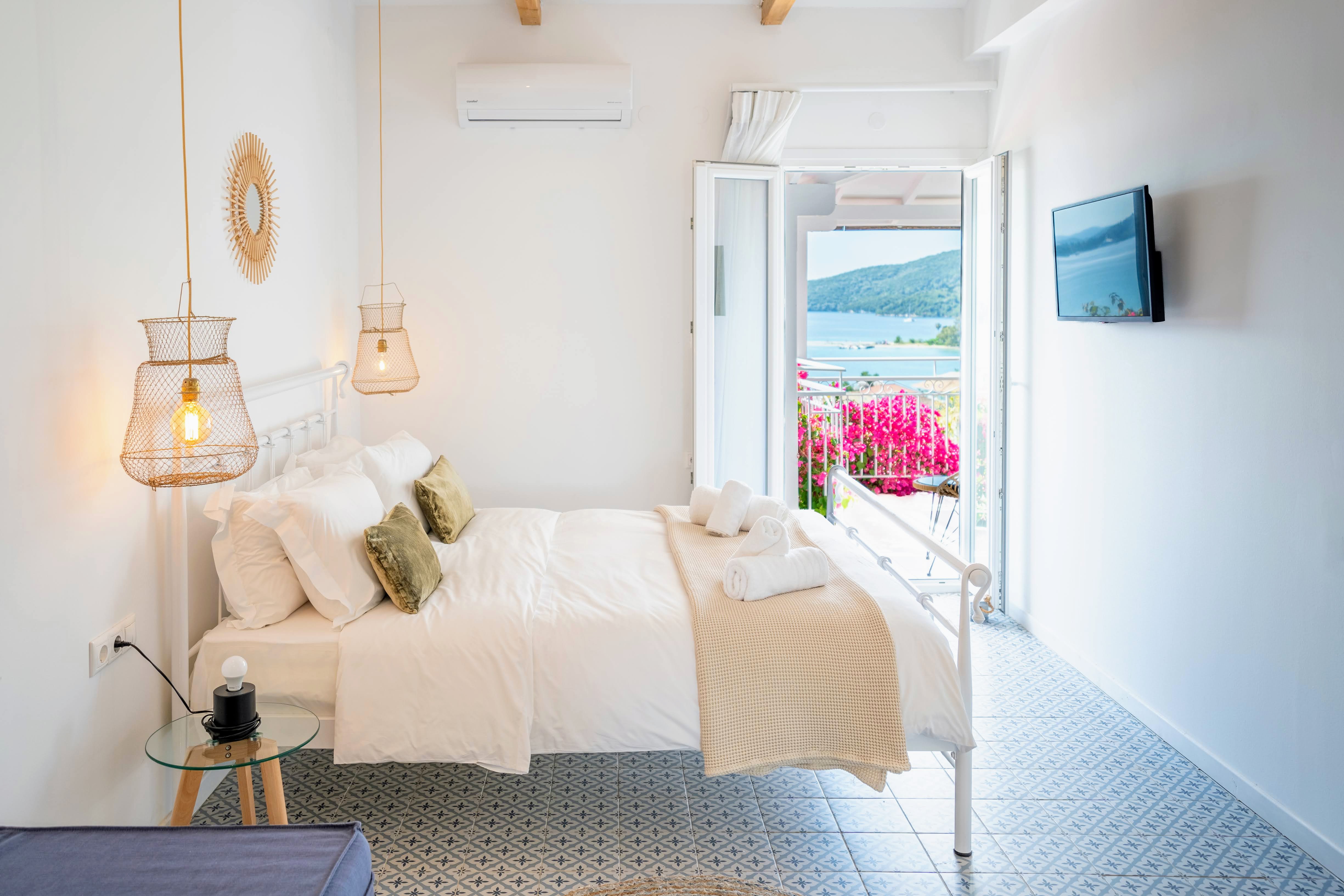 CAMERA MEGANISI DOPPIA COMFORT CON VISTA MARE