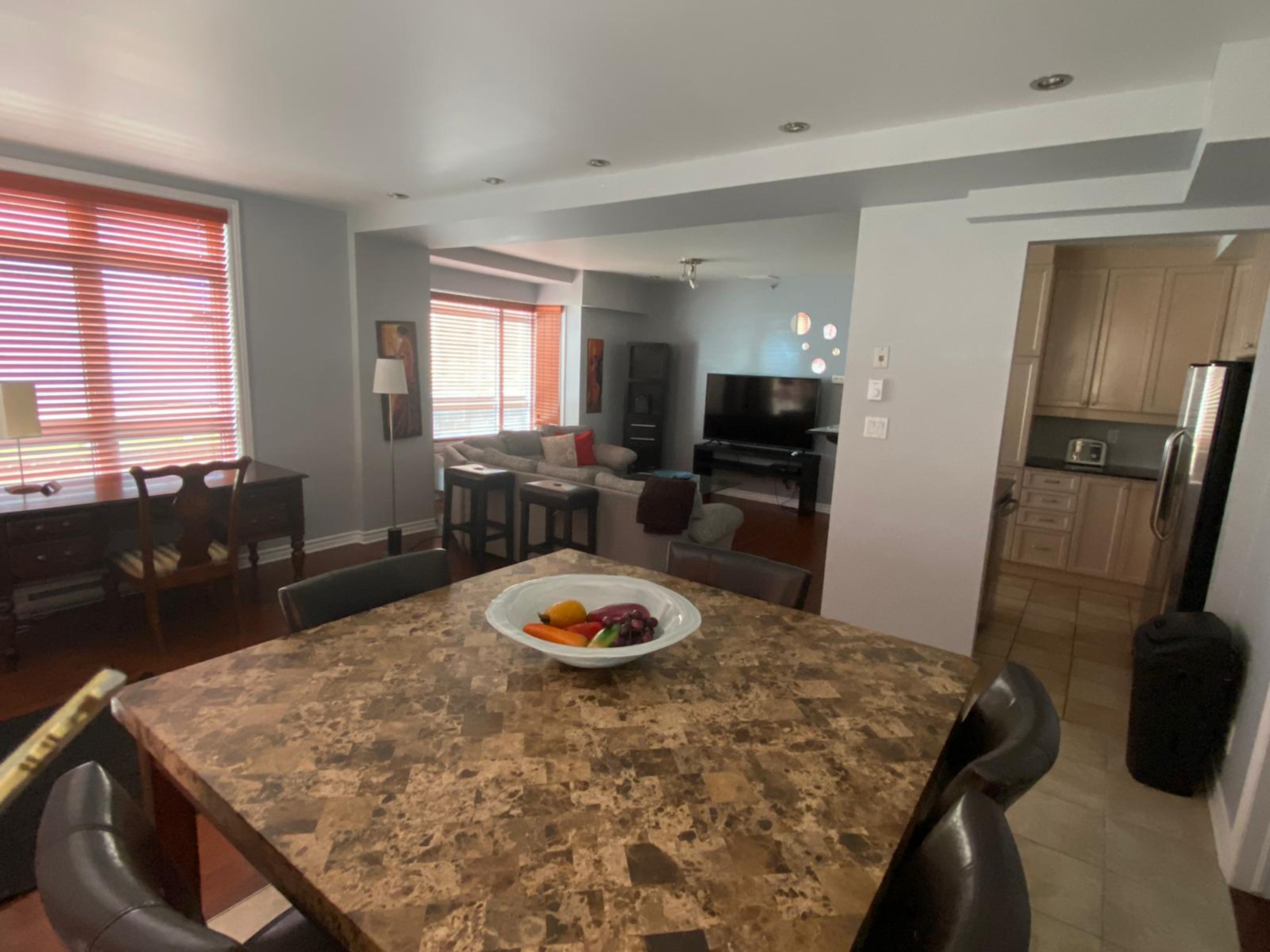 Presidential Suite 302 ApartHotelMontreal AppartHôtelMontréal CITQ 222512 2115 Rue Saint Urbain H2X 2N1 #aparthotelmontreal