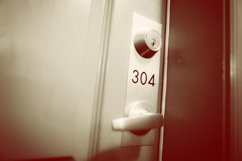 Splendid Suite 304 Apart Hotel Montreal ApartHotelMontreal AppartHôtelMont 2115 Rue Saint Urbain H2X 2N1 #aparthotelmontreal