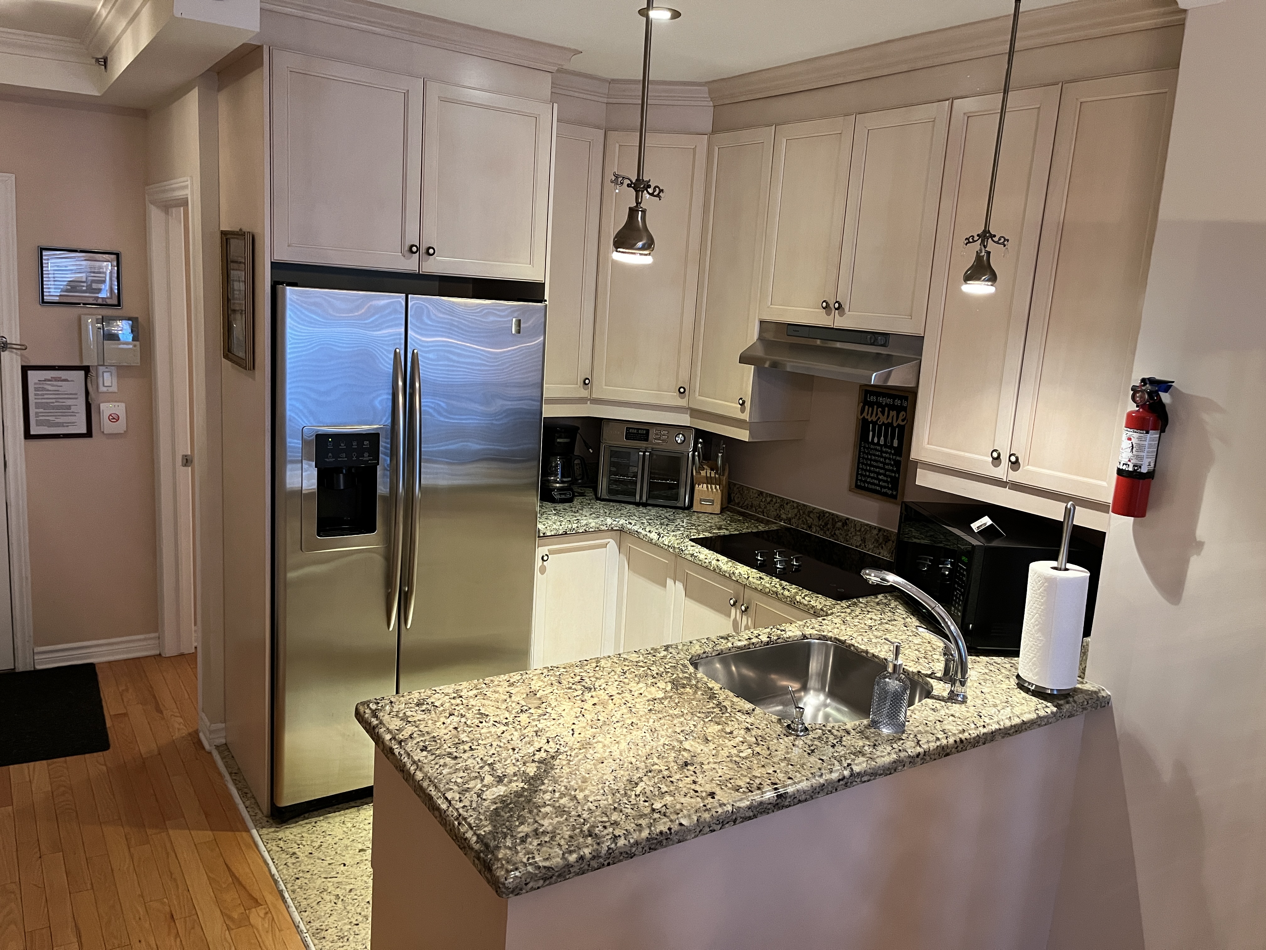 ApartHotelMontreal AppartHôtelMontréal CITQ 222512