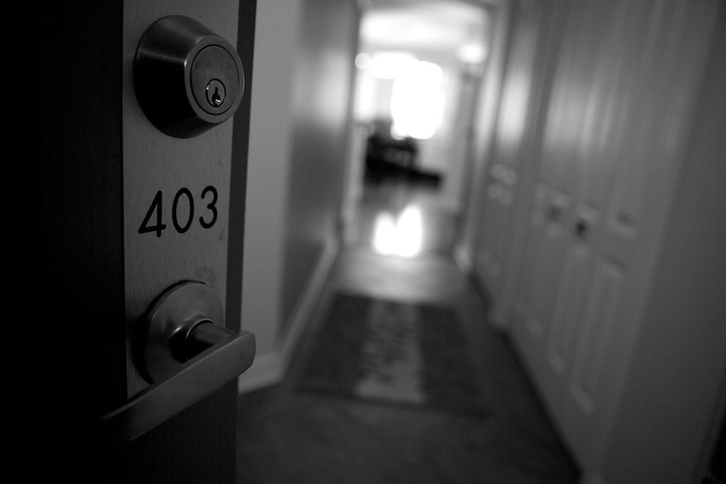 Sunset Suite 403 ApartHotelMontreal AppartHôtelMontréal CITQ 222512 2115 Rue Saint Urbain H2X 2N1 #aparthotelmontreal