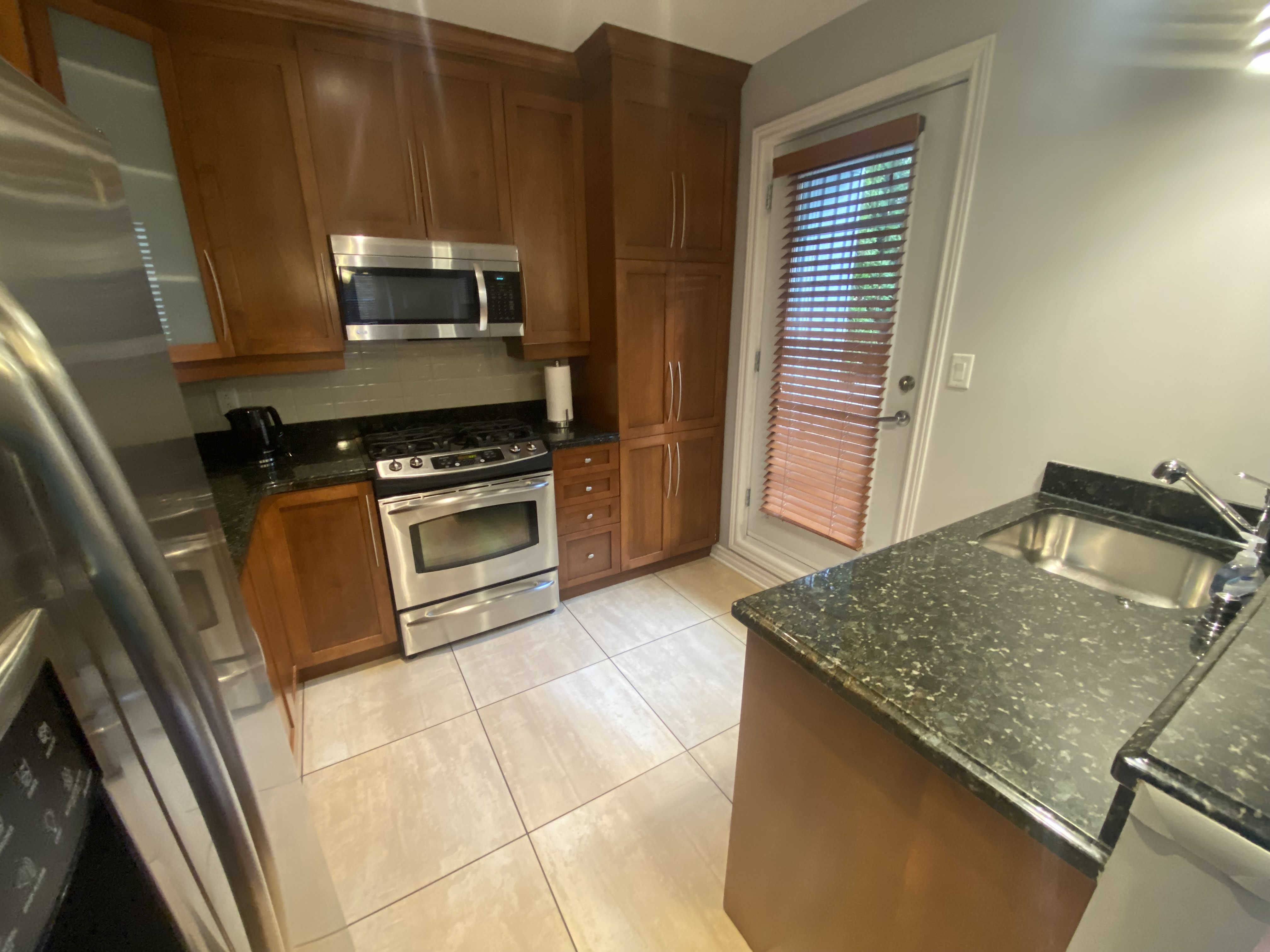 ApartHotelMontreal AppartHôtelMontréal CITQ 222512 2115 Rue Saint Urbain H2X 2N1 @aparthotelmontreal