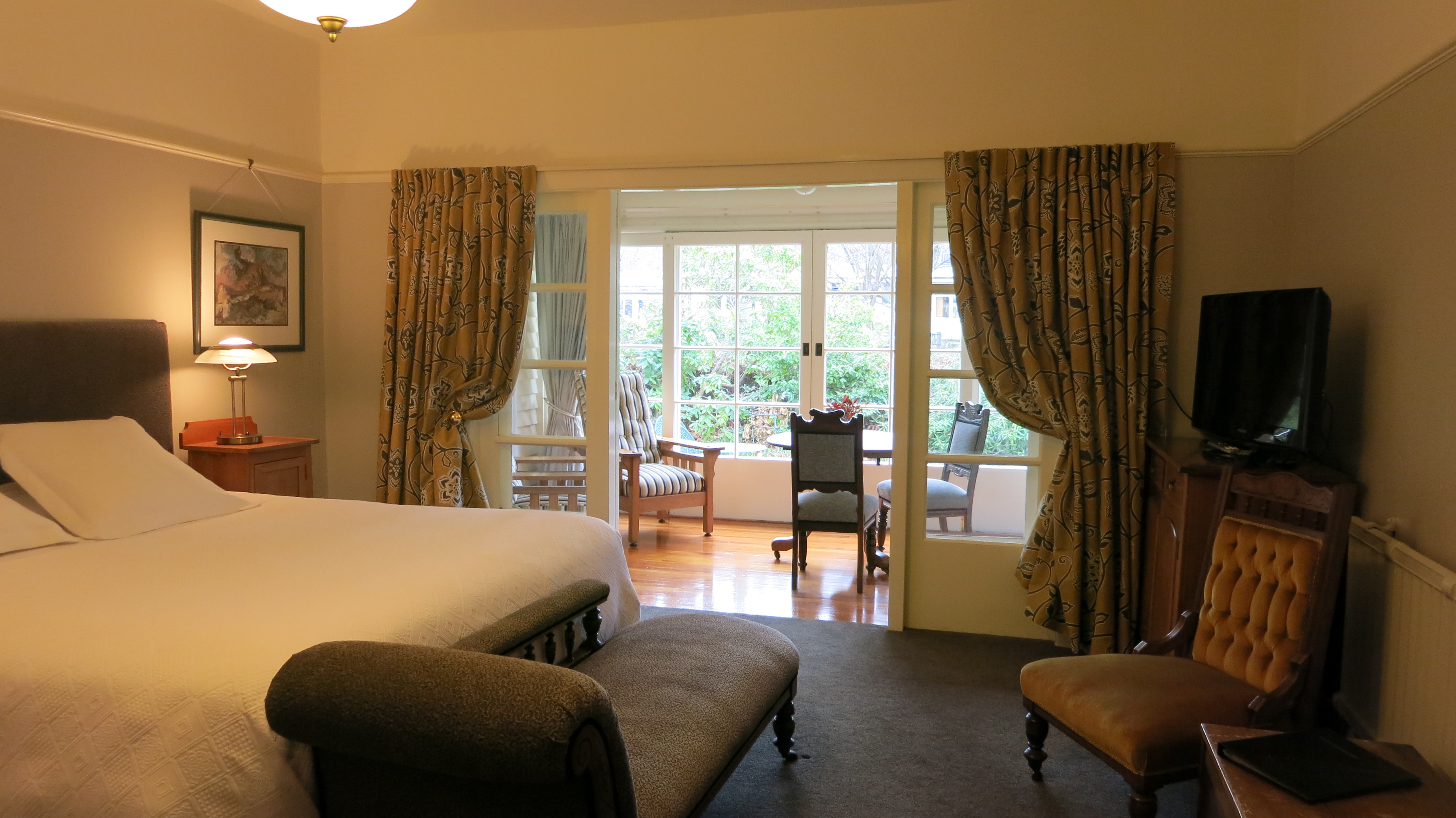 Morse Suite & sunroom