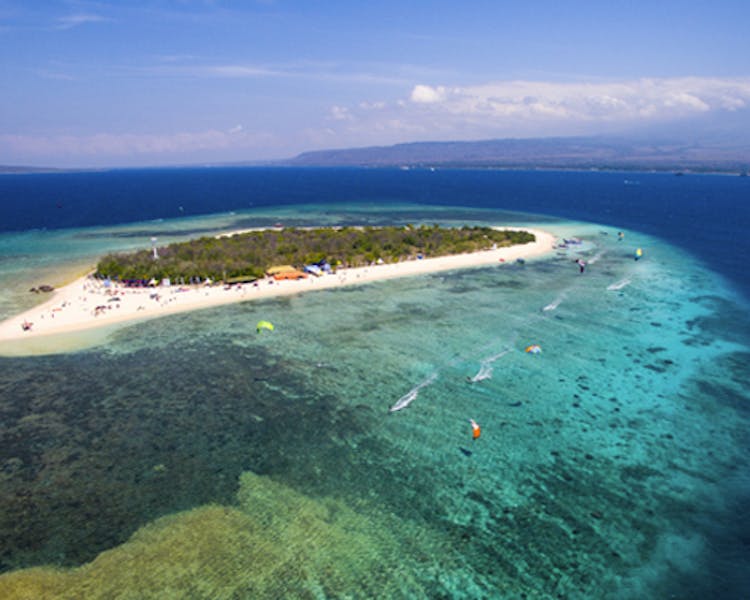 Bangsring Breeze offering windsurfing and kite surfing at Tabuhan Island