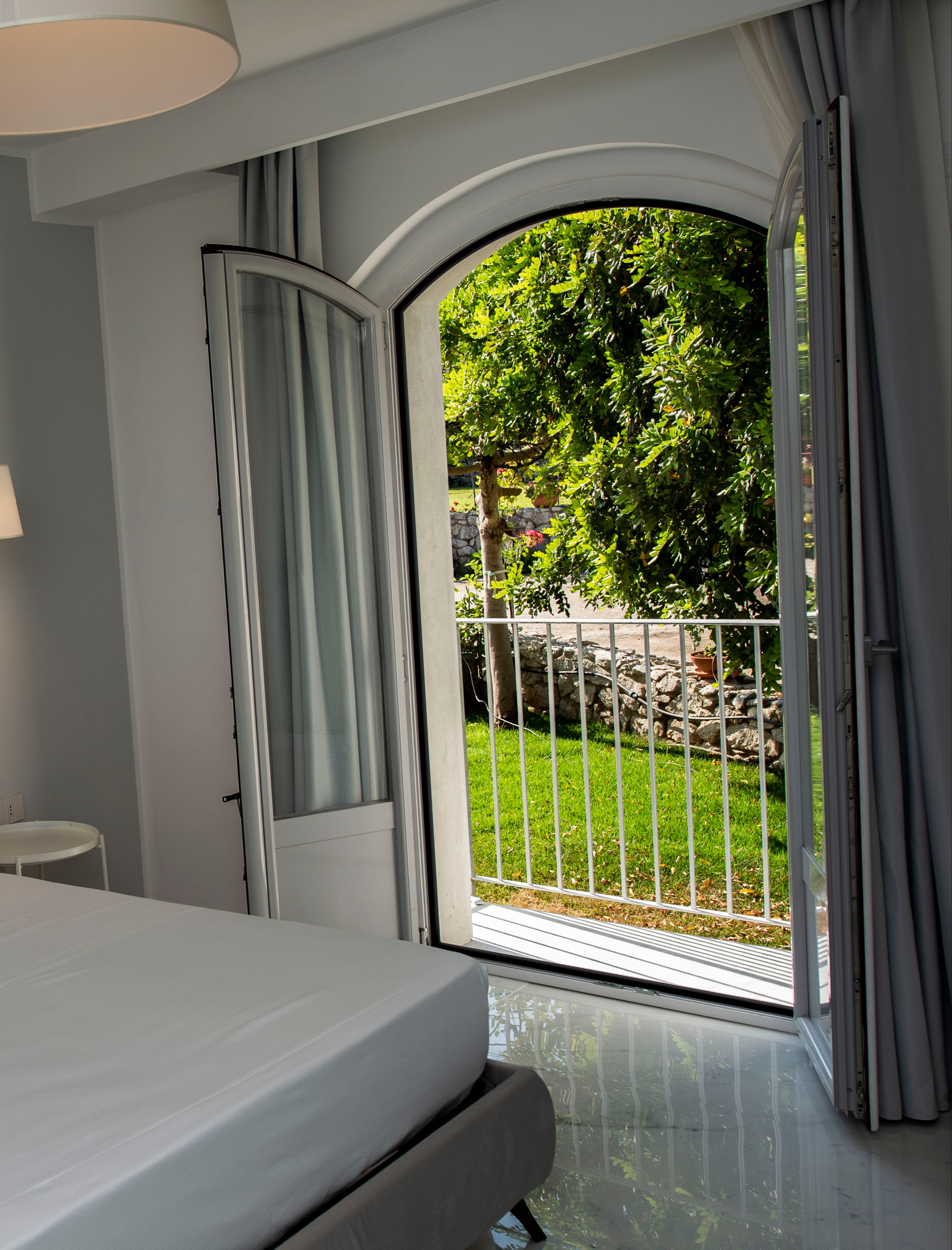 DELUXE VISTA GIARDINO